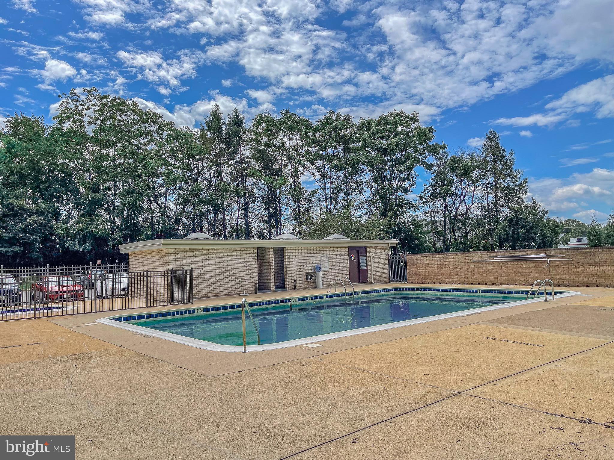 BARCROFT HILLS - Residential Lease