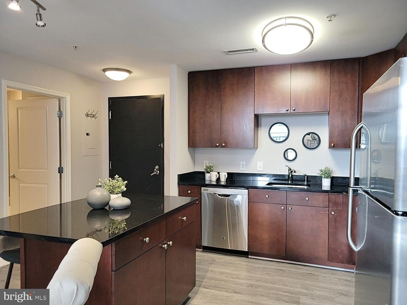 155 POTOMAC PASSAGE 713