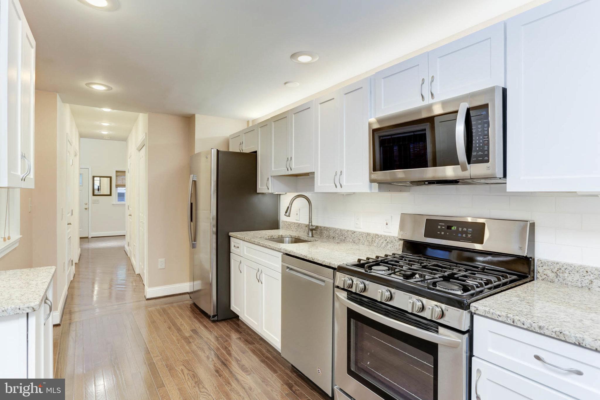 LITTLE ITALY - Residential