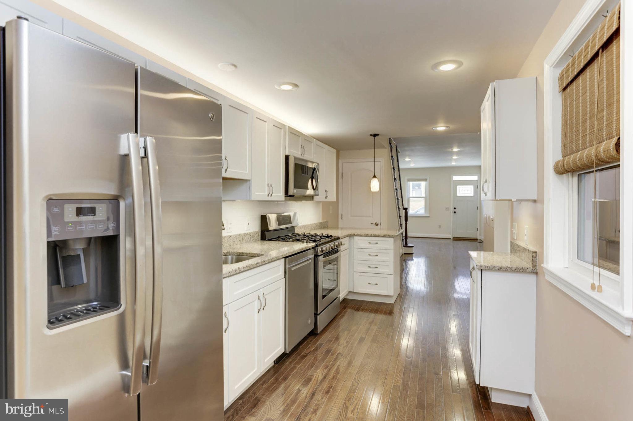 LITTLE ITALY - Residential