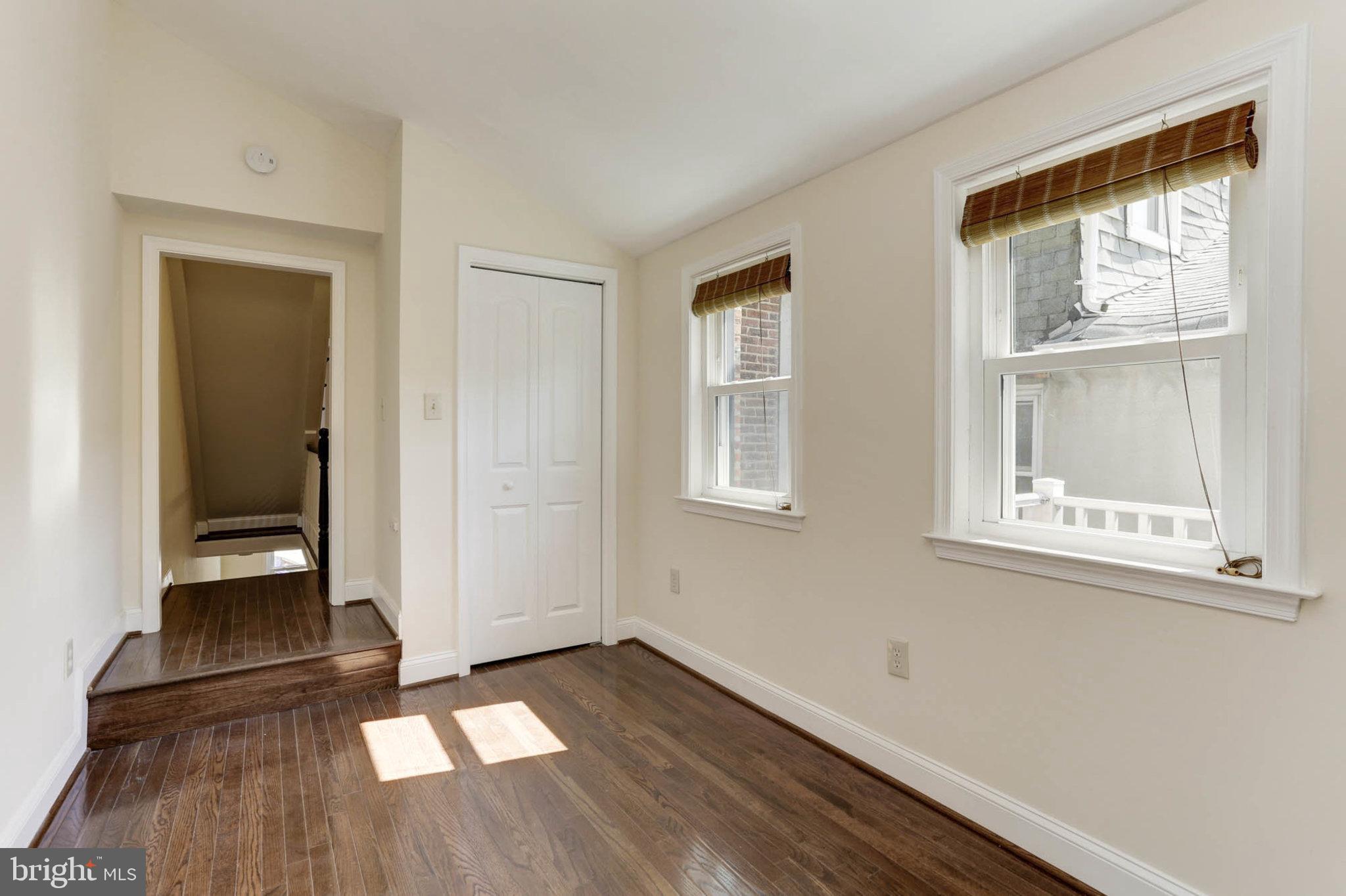 LITTLE ITALY - Residential