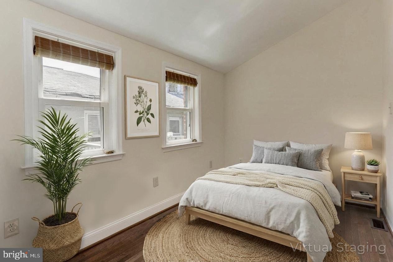 LITTLE ITALY - Residential