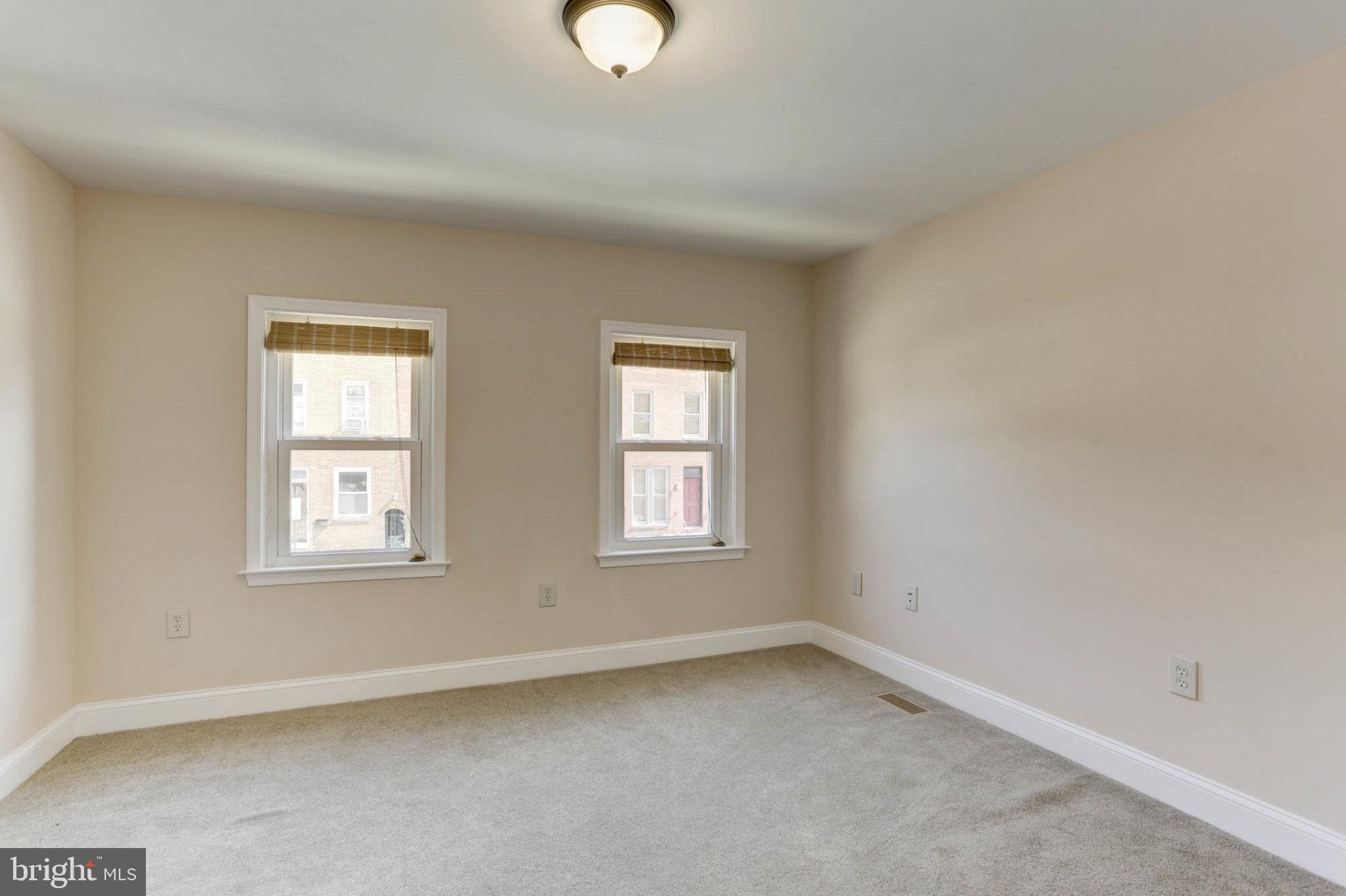 LITTLE ITALY - Residential