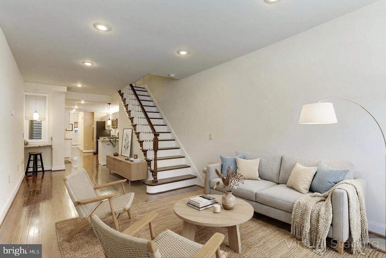 LITTLE ITALY - Residential