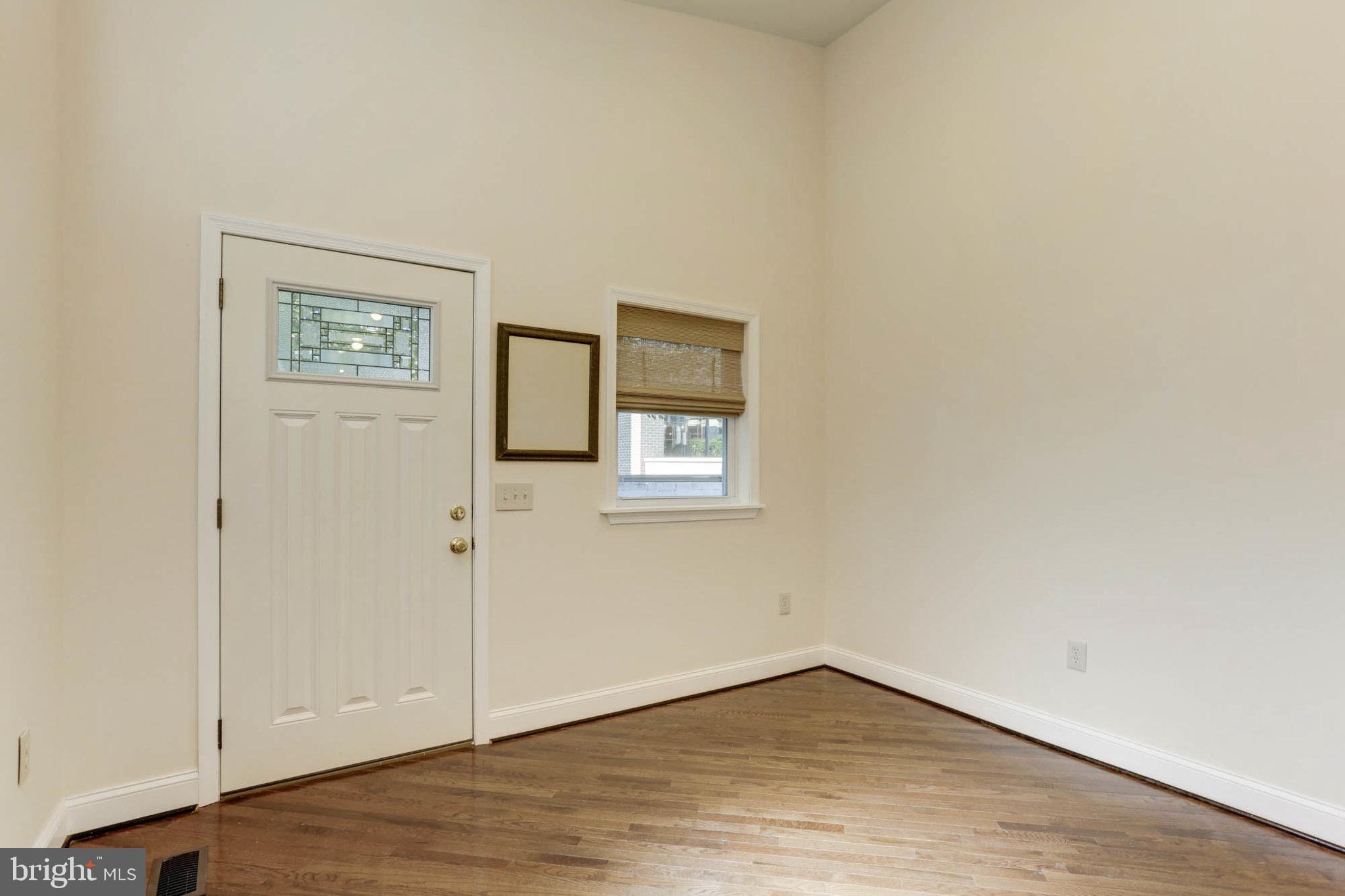 LITTLE ITALY - Residential