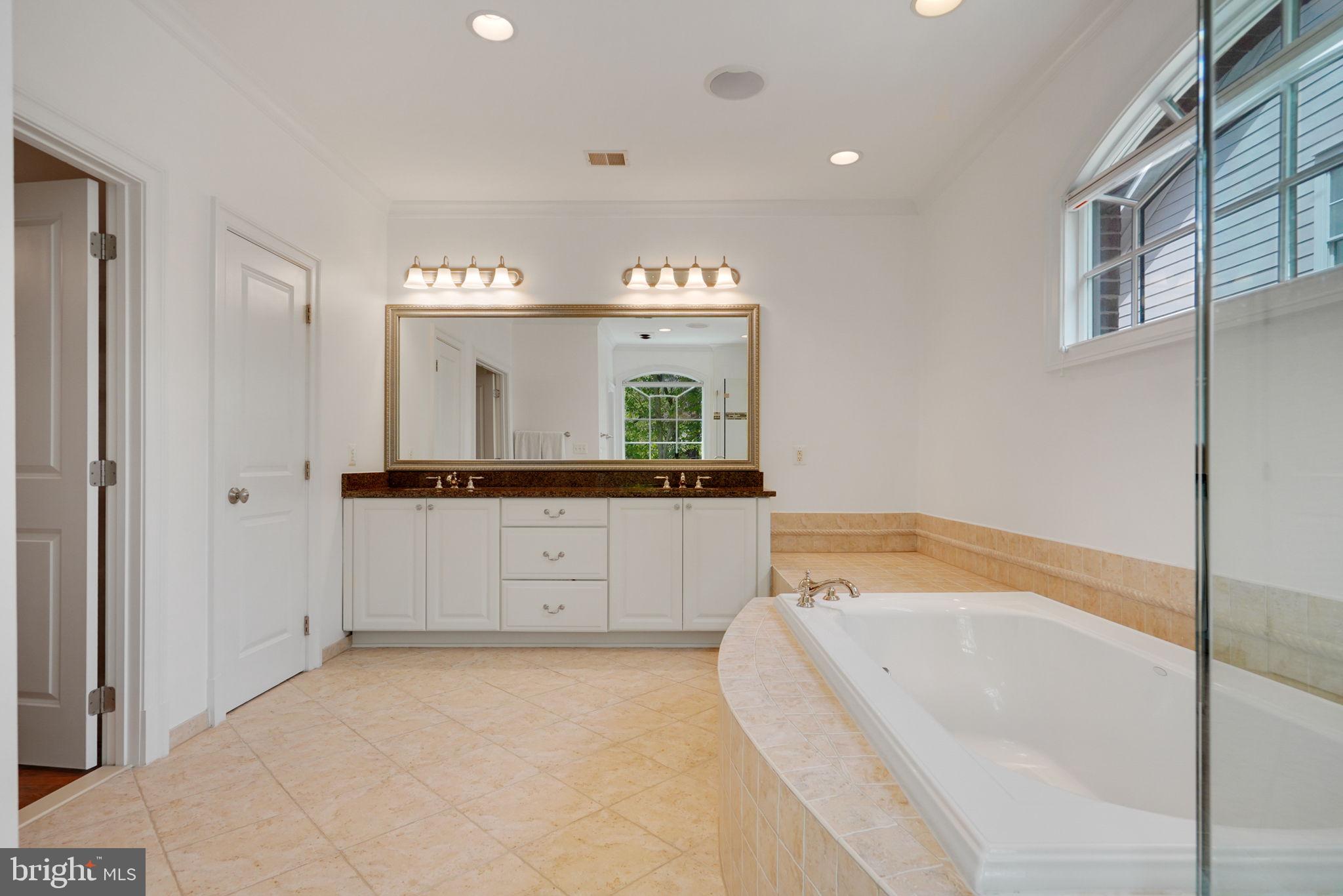 STOCKWELL MANOR - Residential