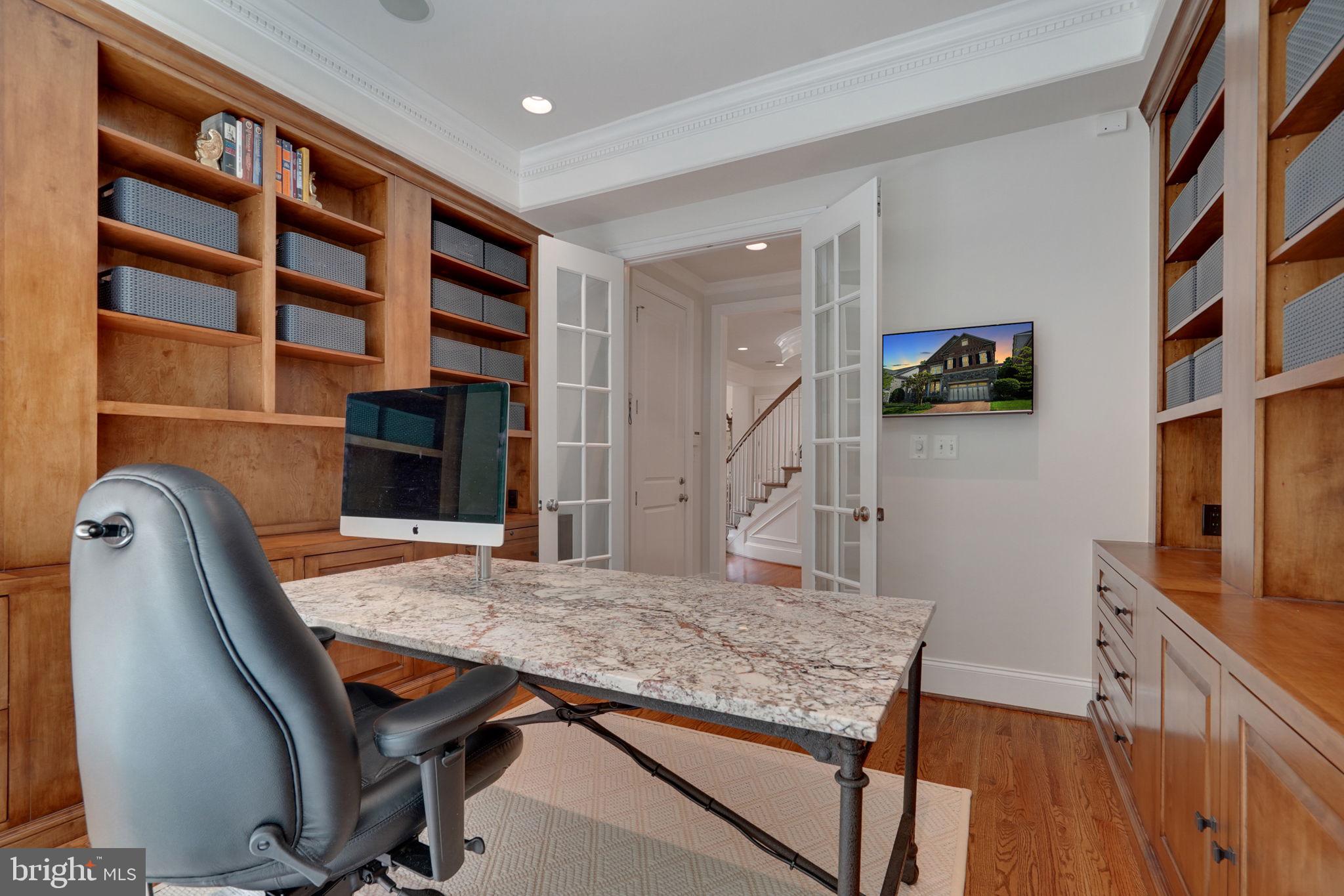 STOCKWELL MANOR - Residential