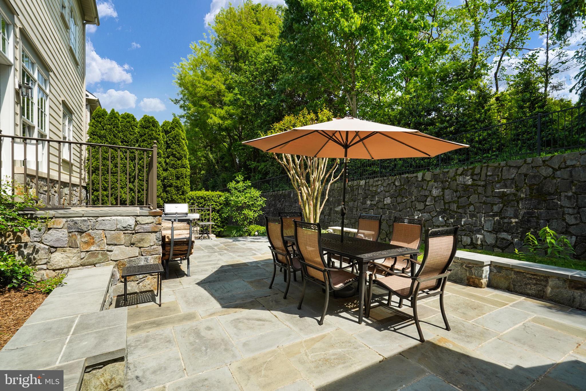 STOCKWELL MANOR - Residential