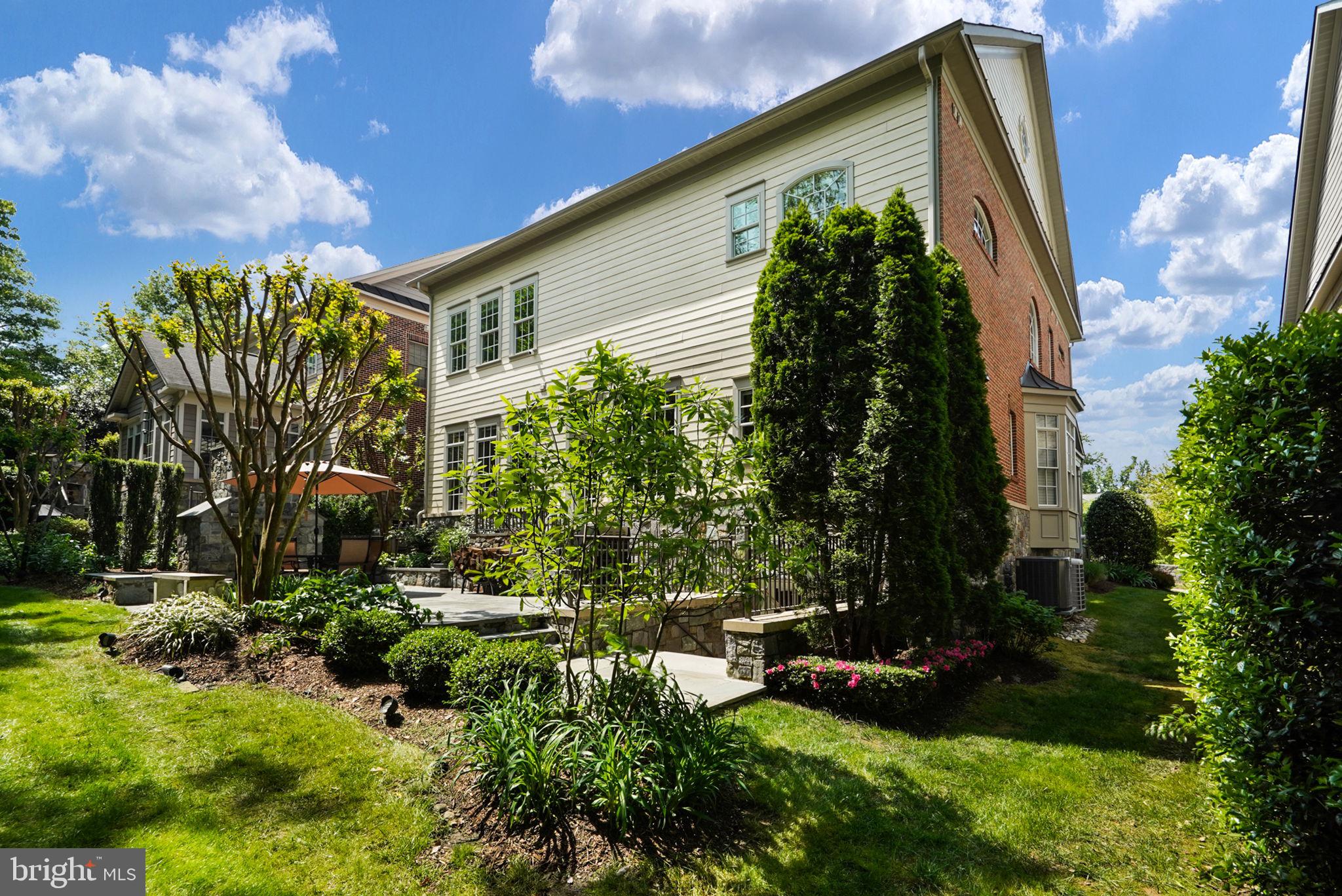 STOCKWELL MANOR - Residential