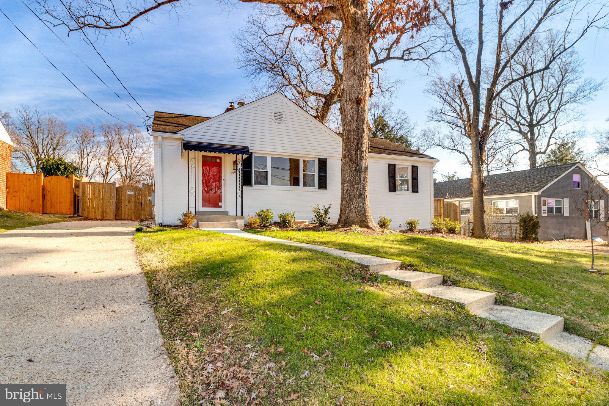 ARGYLE CLUB ESTATES - Residential Lease