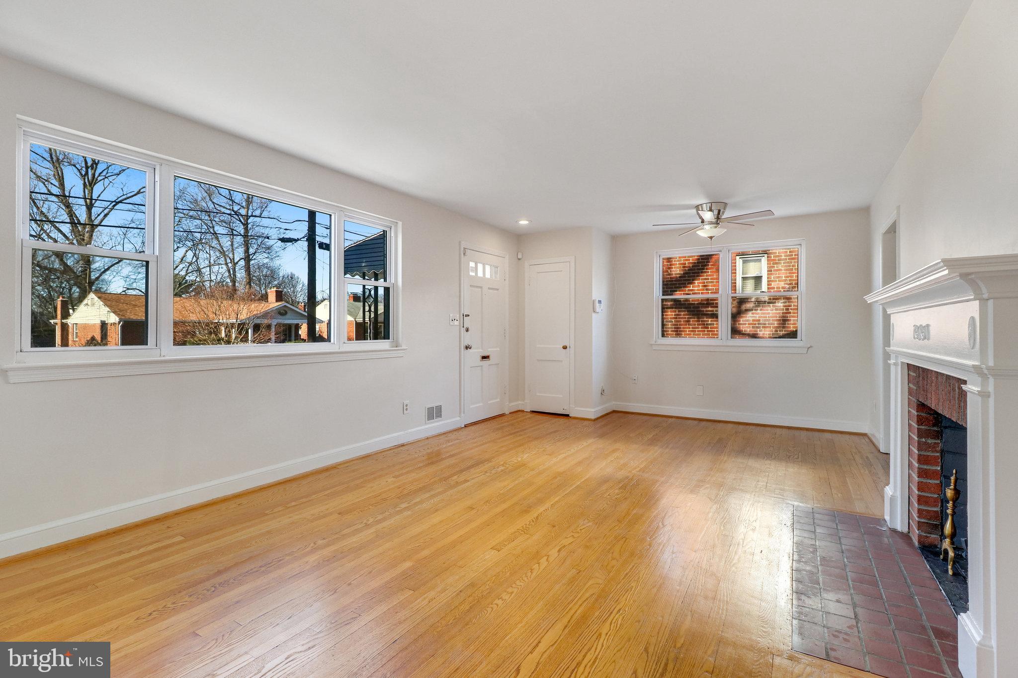 ARGYLE CLUB ESTATES - Residential Lease