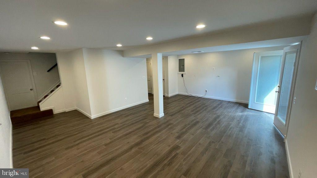 7301 BONNIEMILL BASEMENT LANE