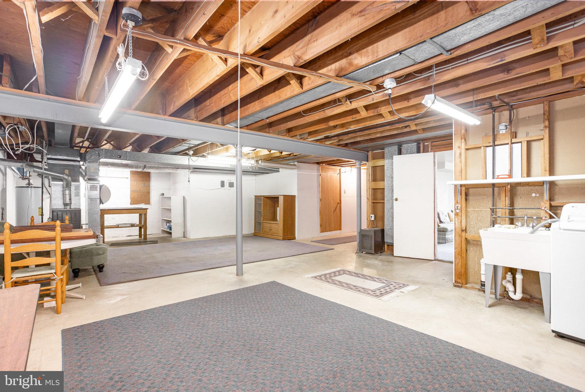 PINE VALLEY - Residential