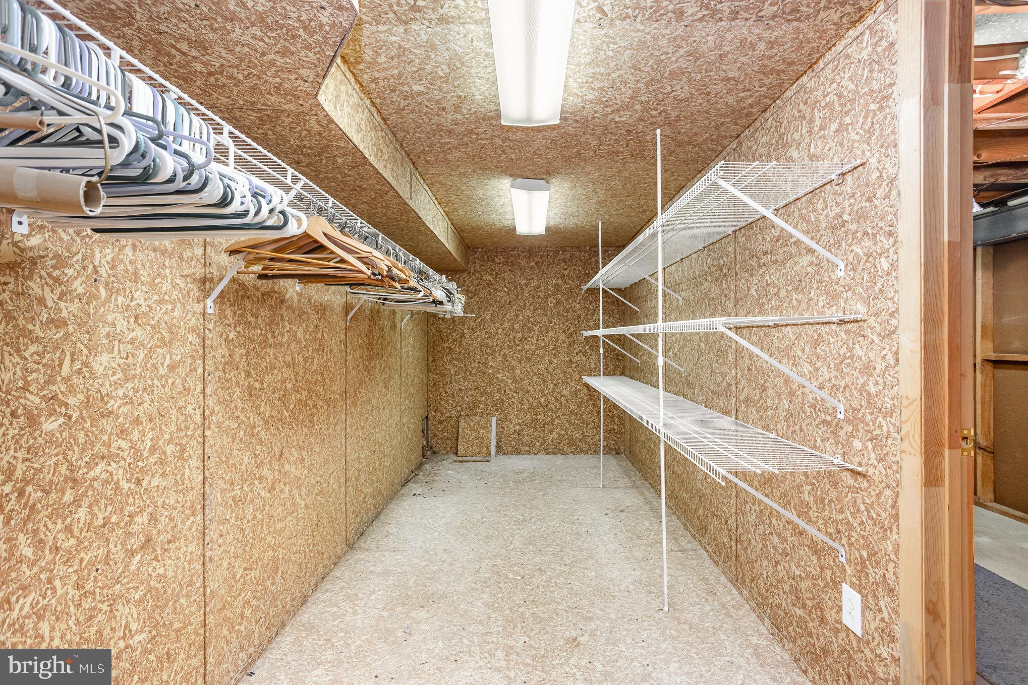 PINE VALLEY - Residential