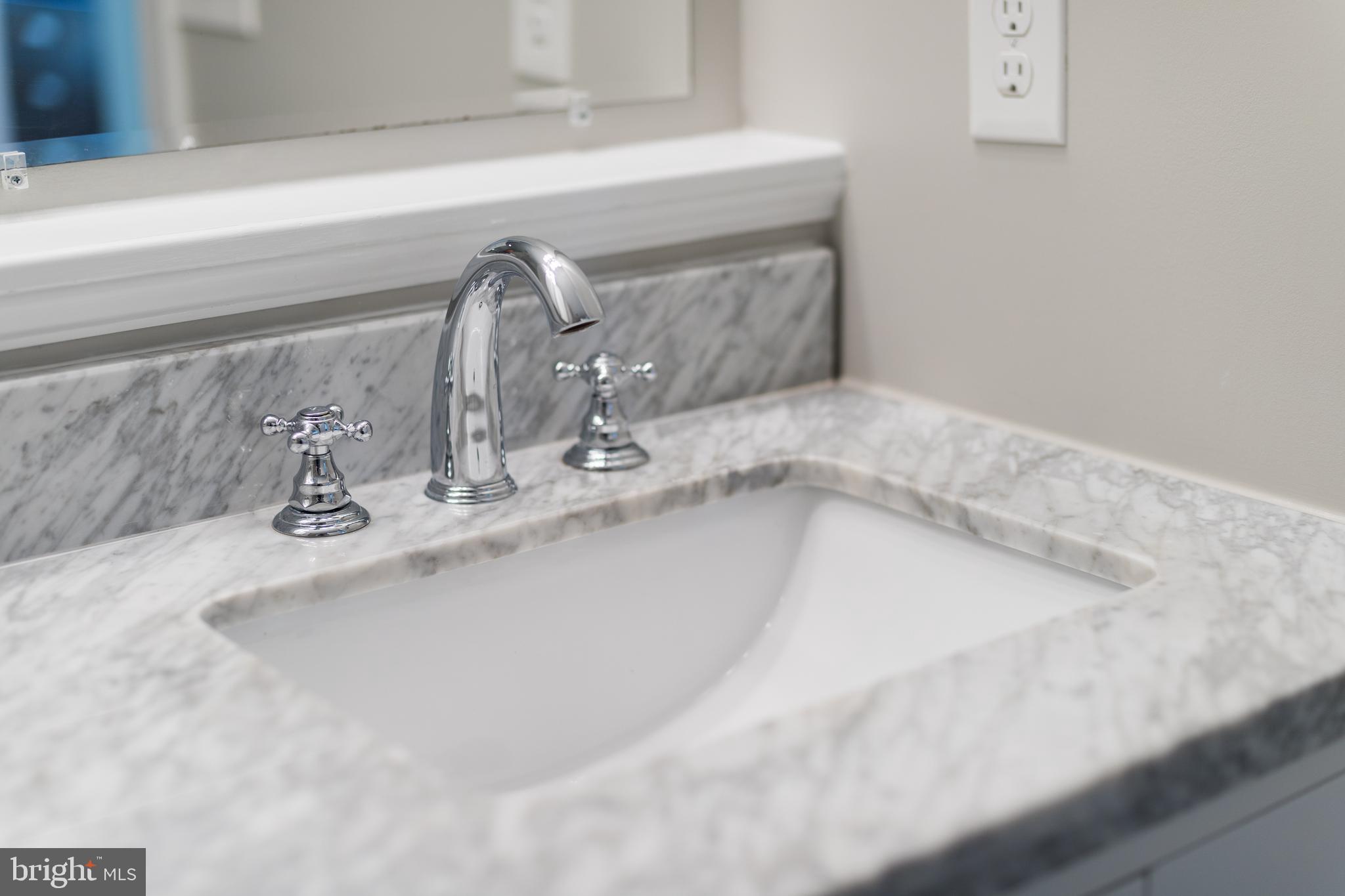 HIGHLANDTOWN - Residential