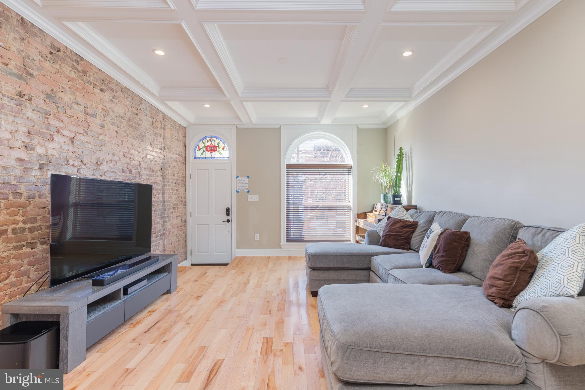 HIGHLANDTOWN - Residential