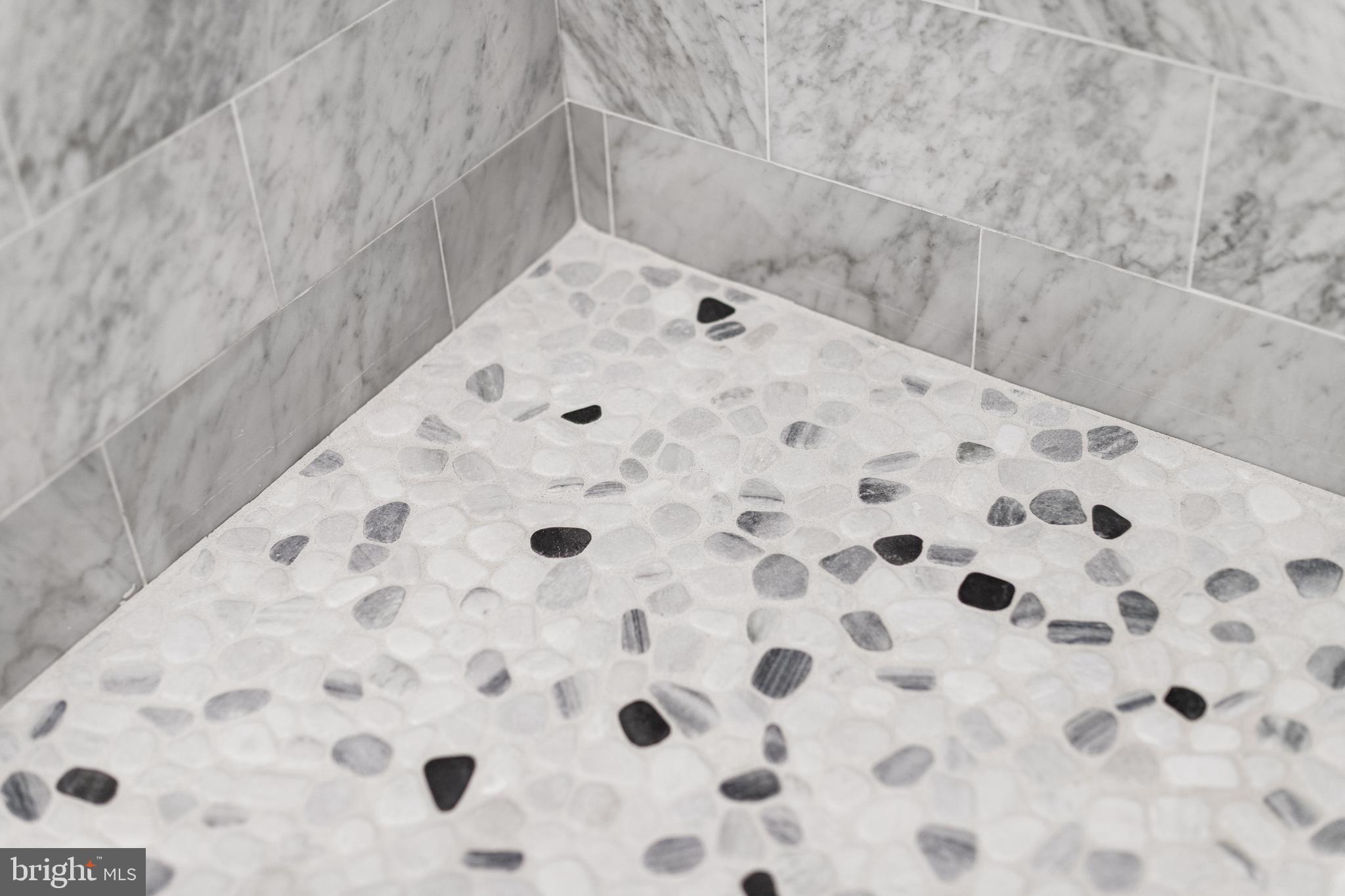 HIGHLANDTOWN - Residential