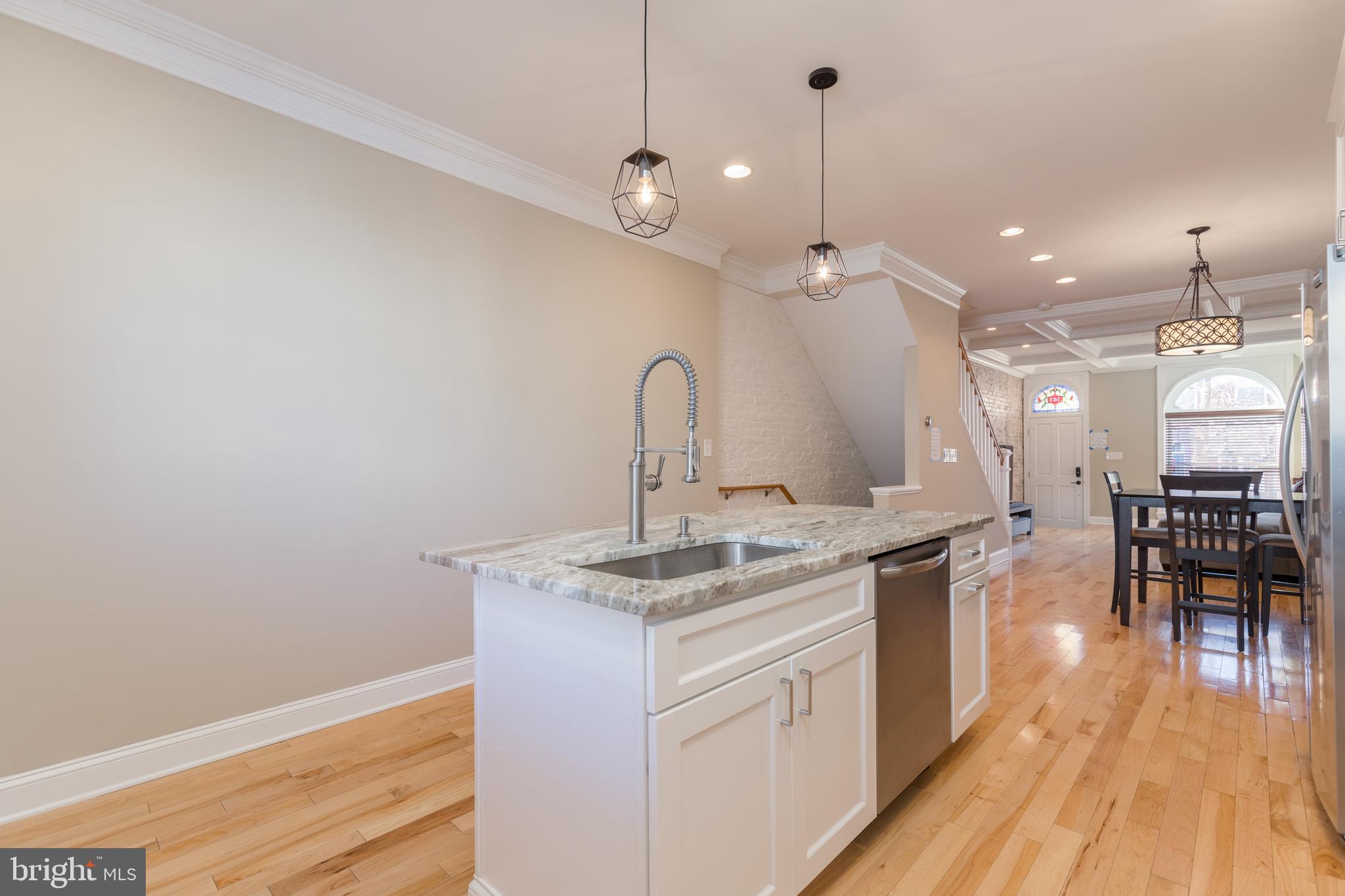 HIGHLANDTOWN - Residential