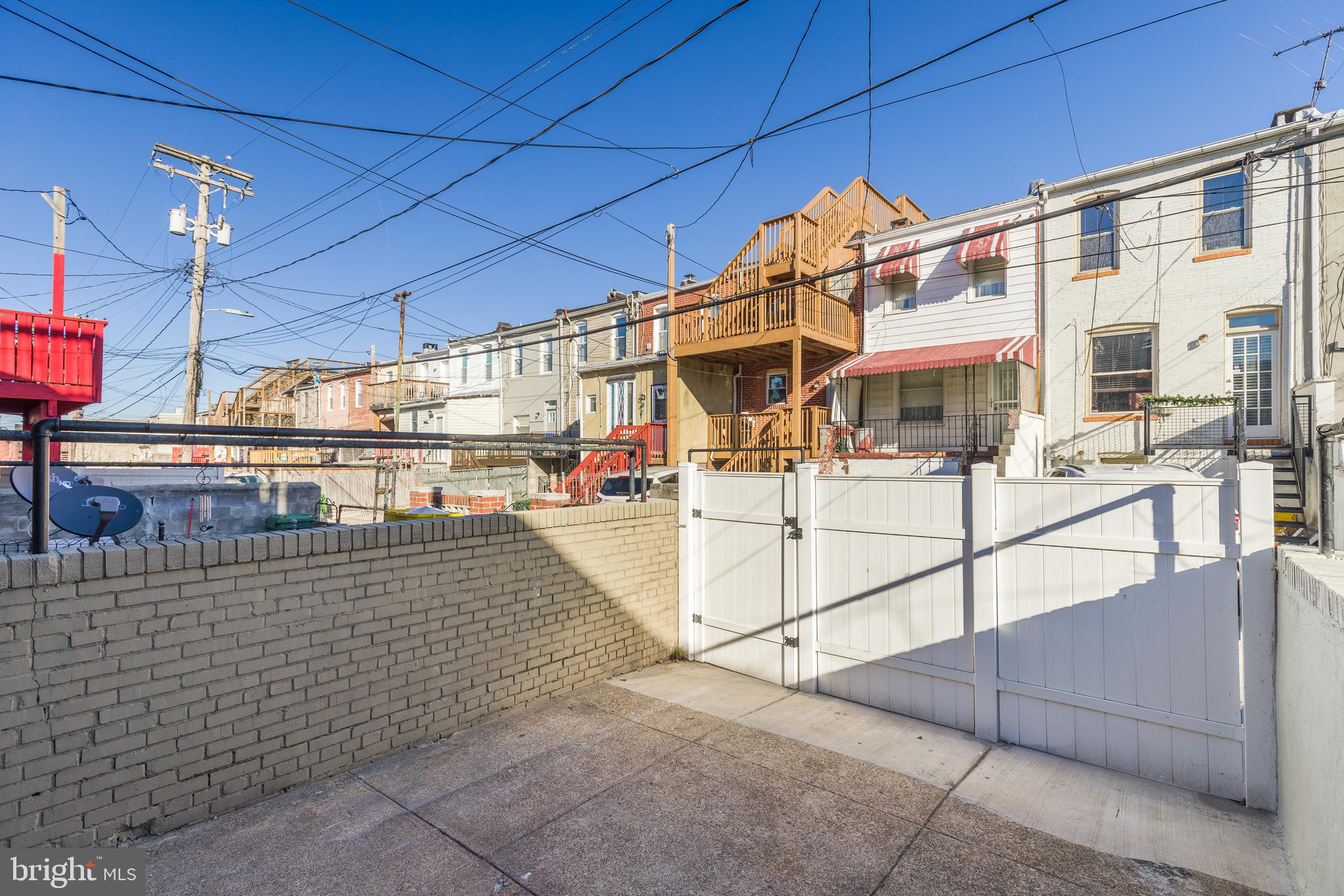 HIGHLANDTOWN - Residential