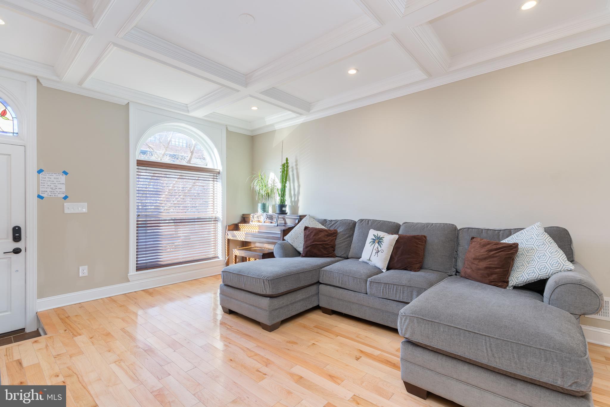 HIGHLANDTOWN - Residential