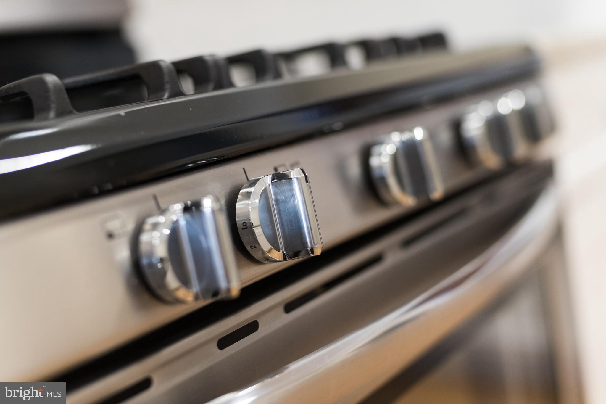 HIGHLANDTOWN - Residential