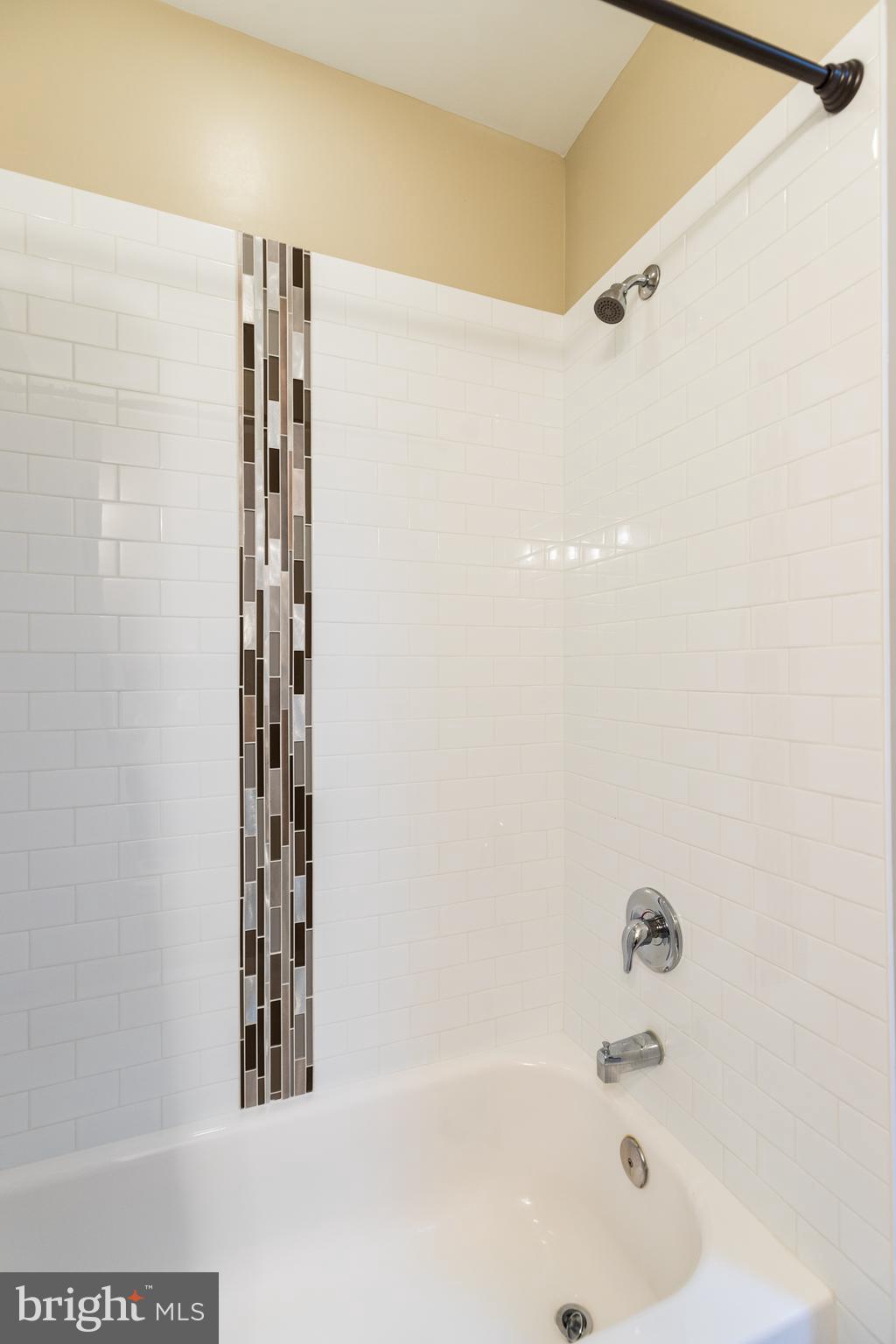 HIGHLANDTOWN - Residential