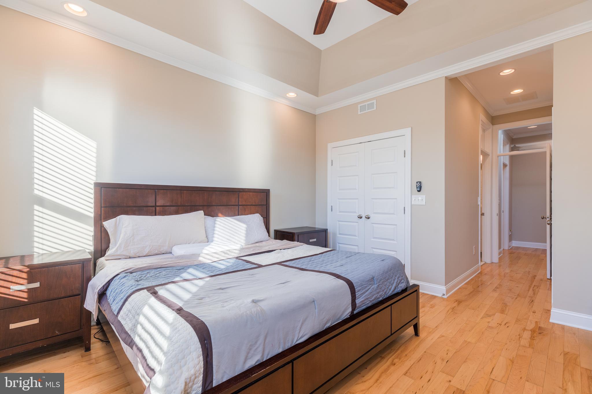 HIGHLANDTOWN - Residential