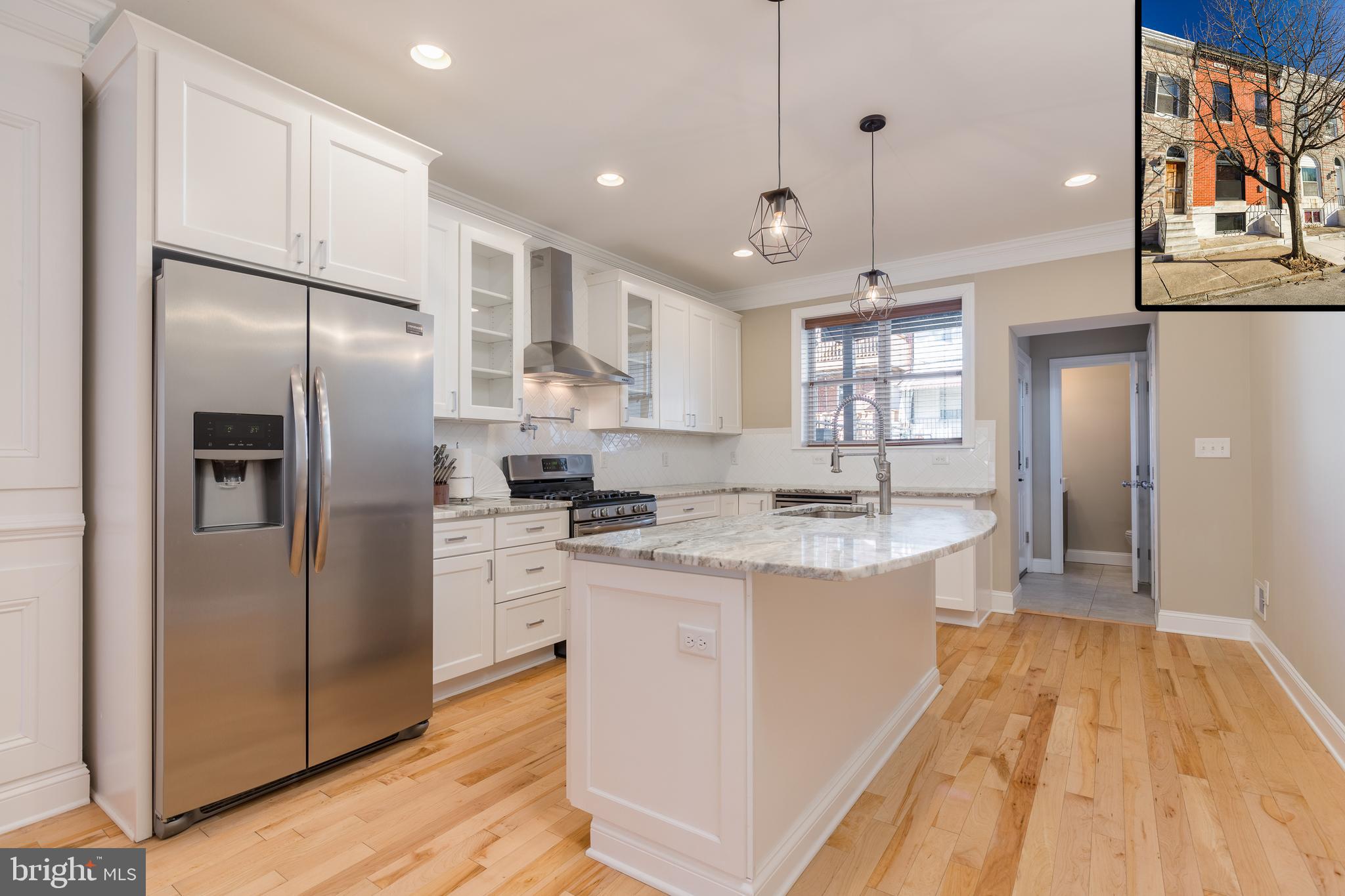 HIGHLANDTOWN - Residential