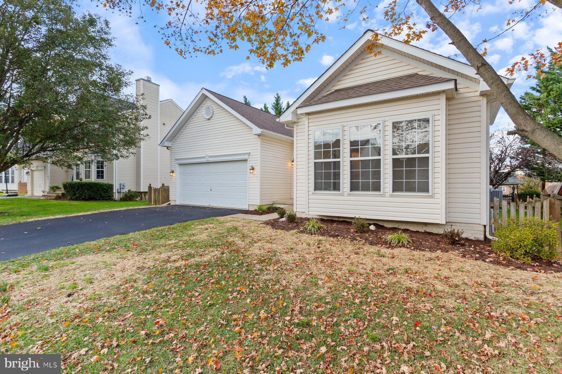 RIVER CREST - Residential