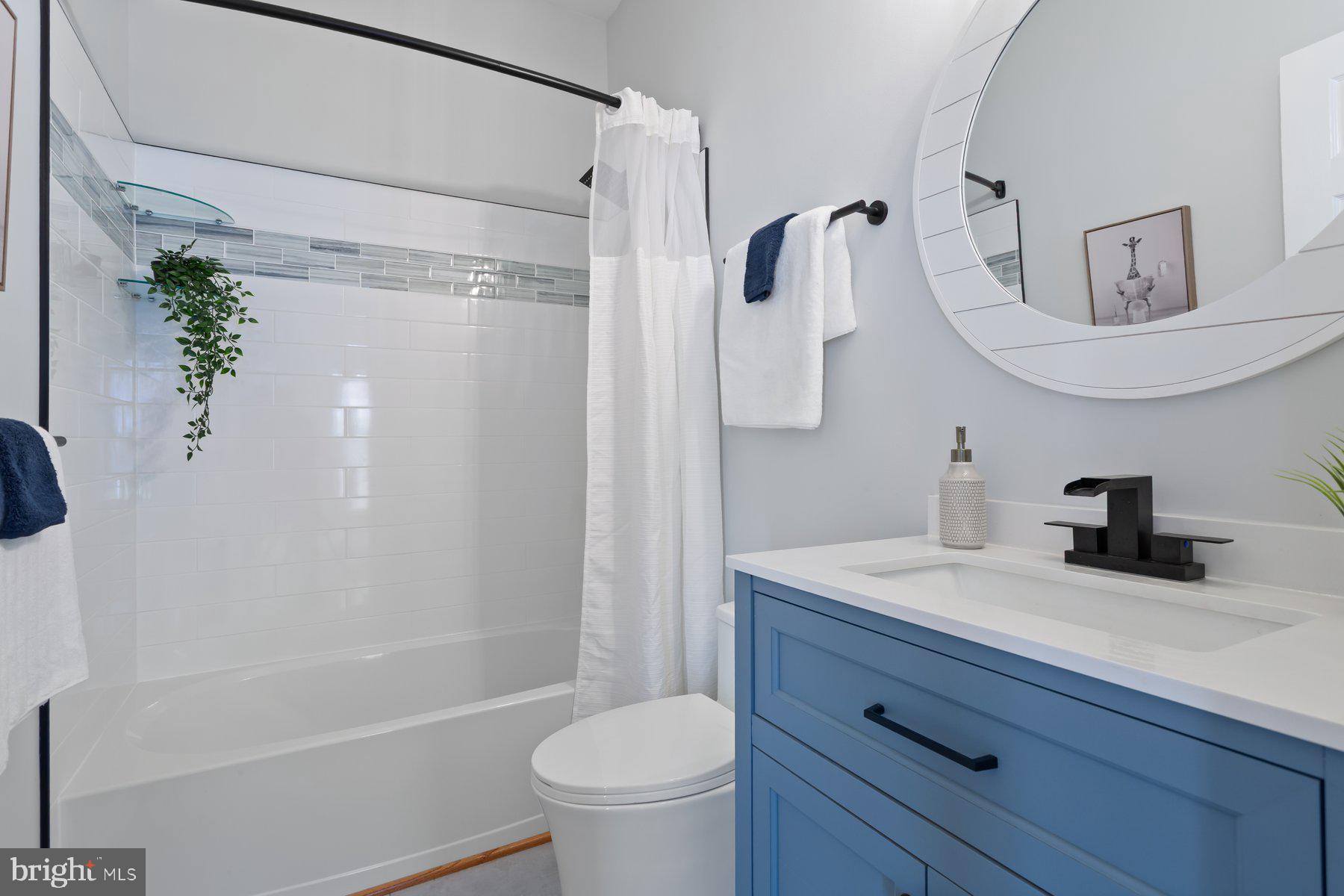 RIVER CREST - Residential