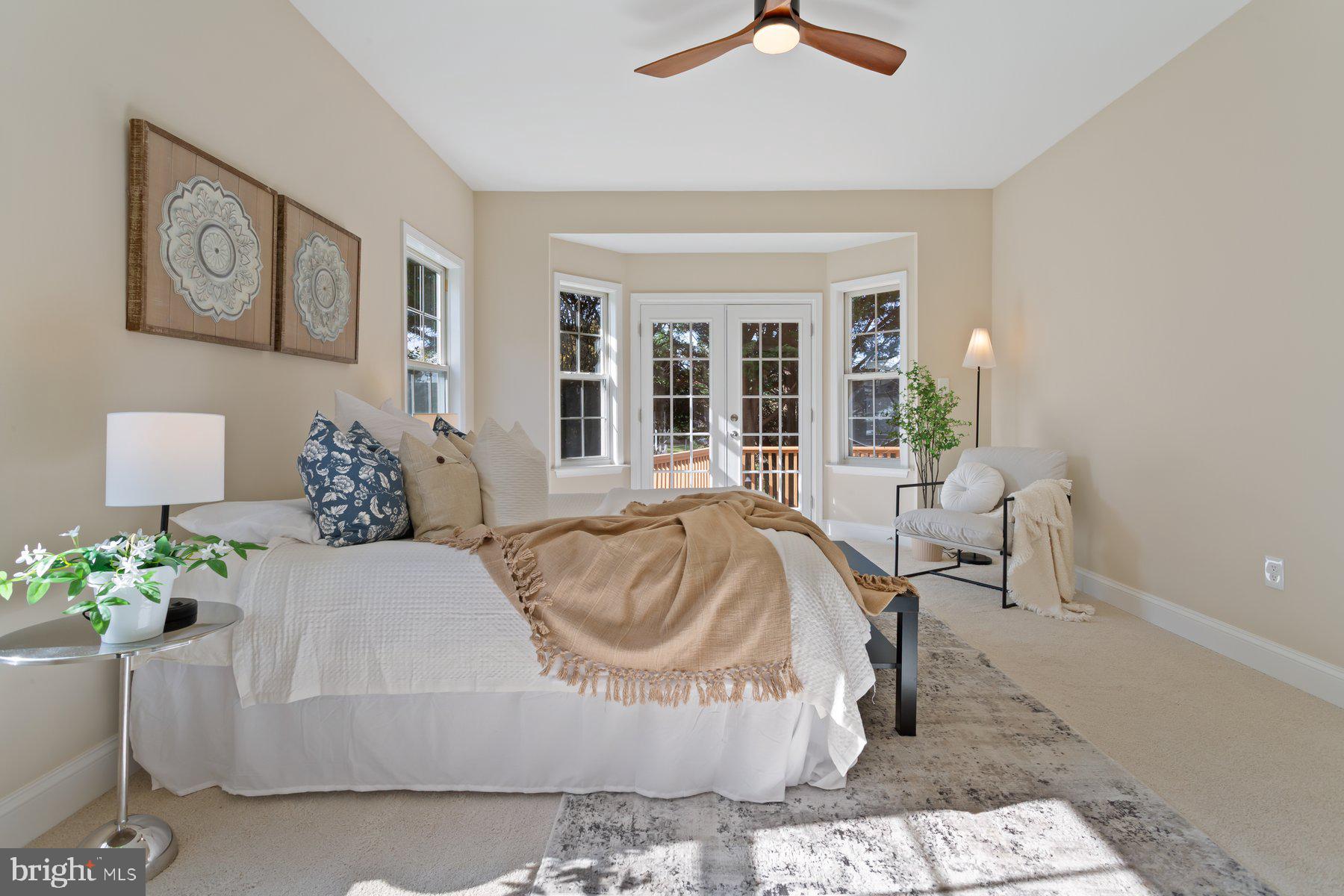 RIVER CREST - Residential