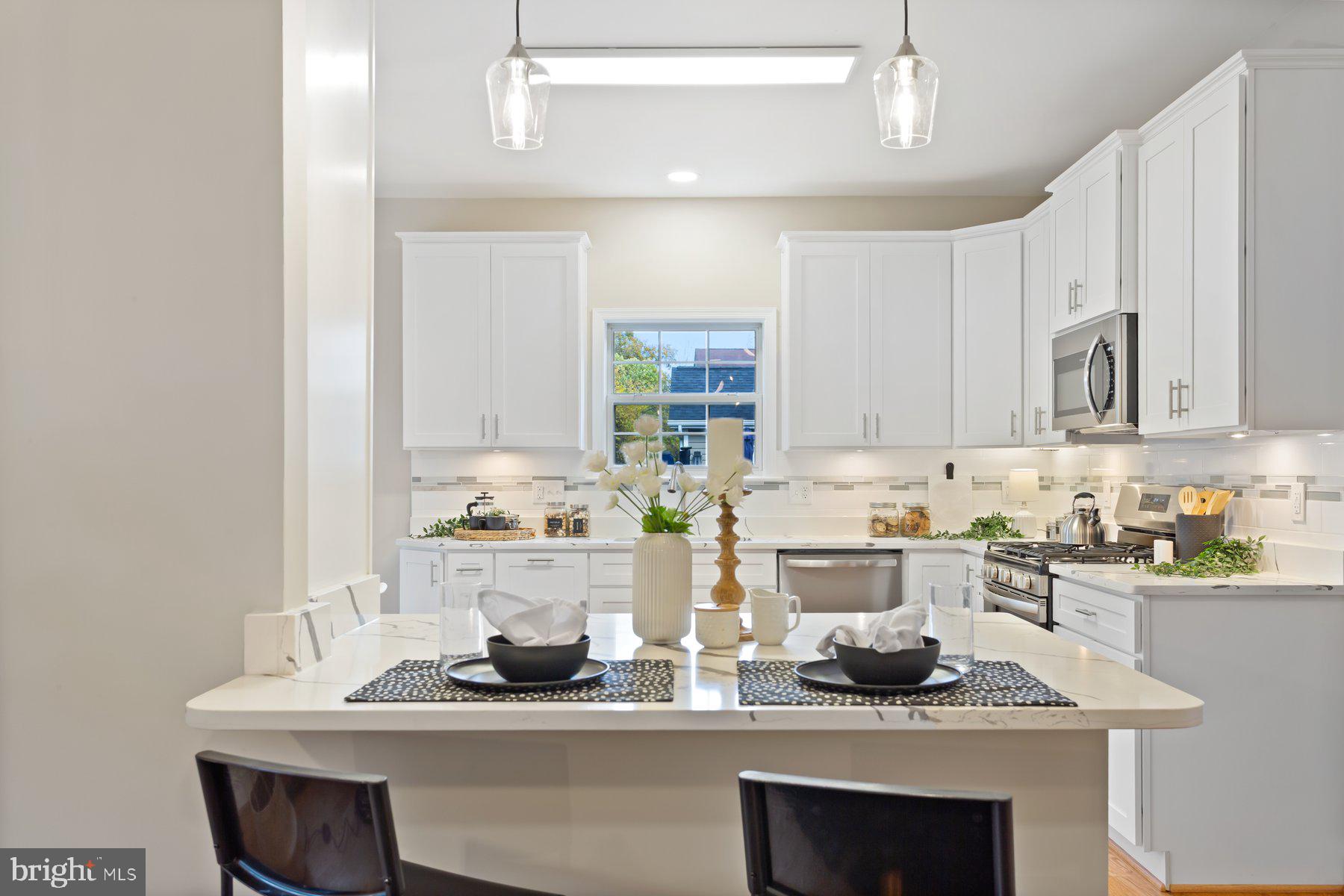 RIVER CREST - Residential