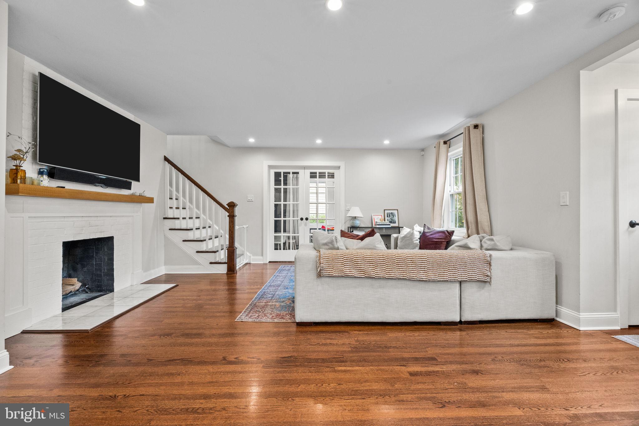 HIGHLAND PARK - Residential