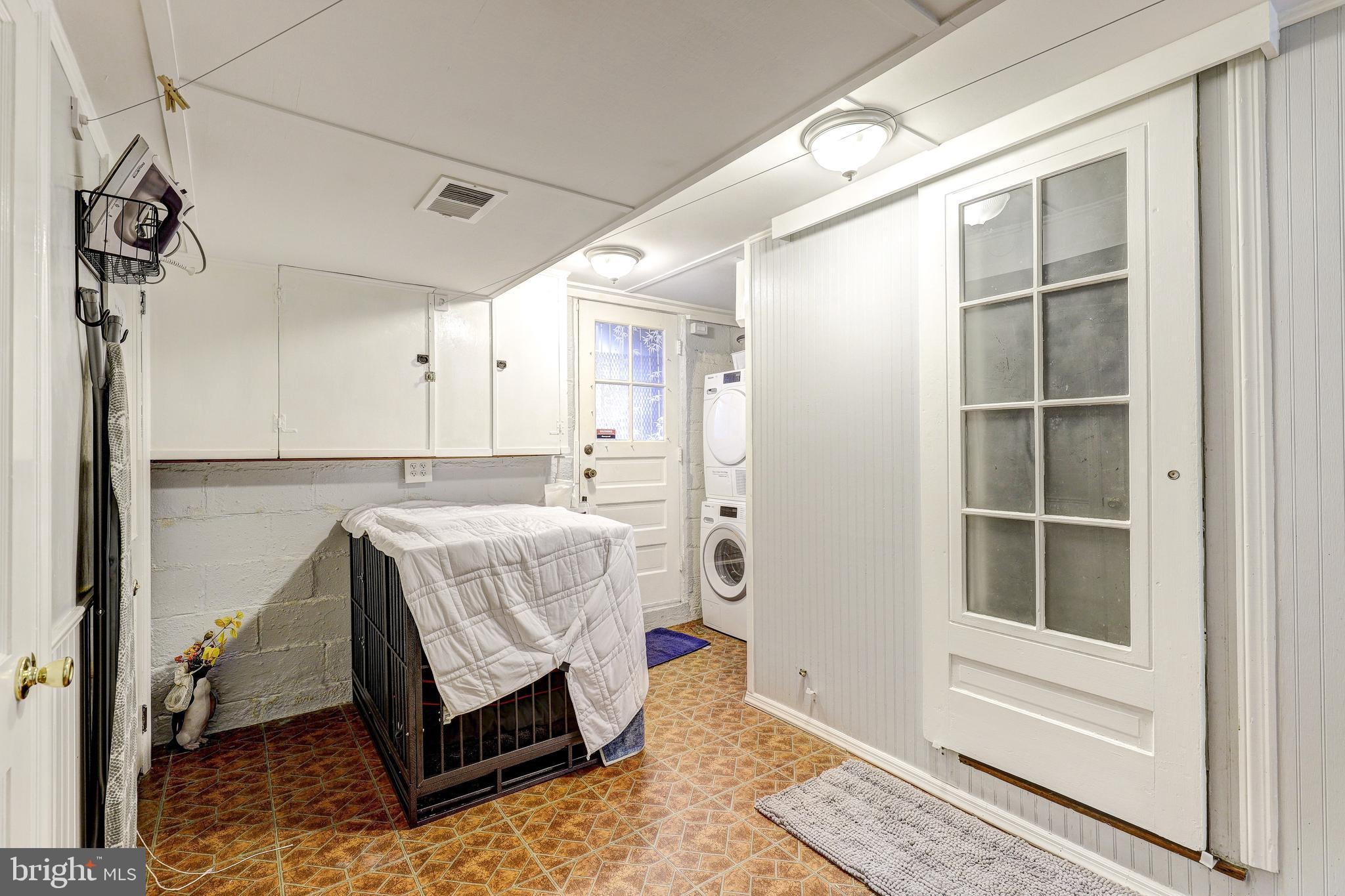 MOUNT WASHINGTON - Residential