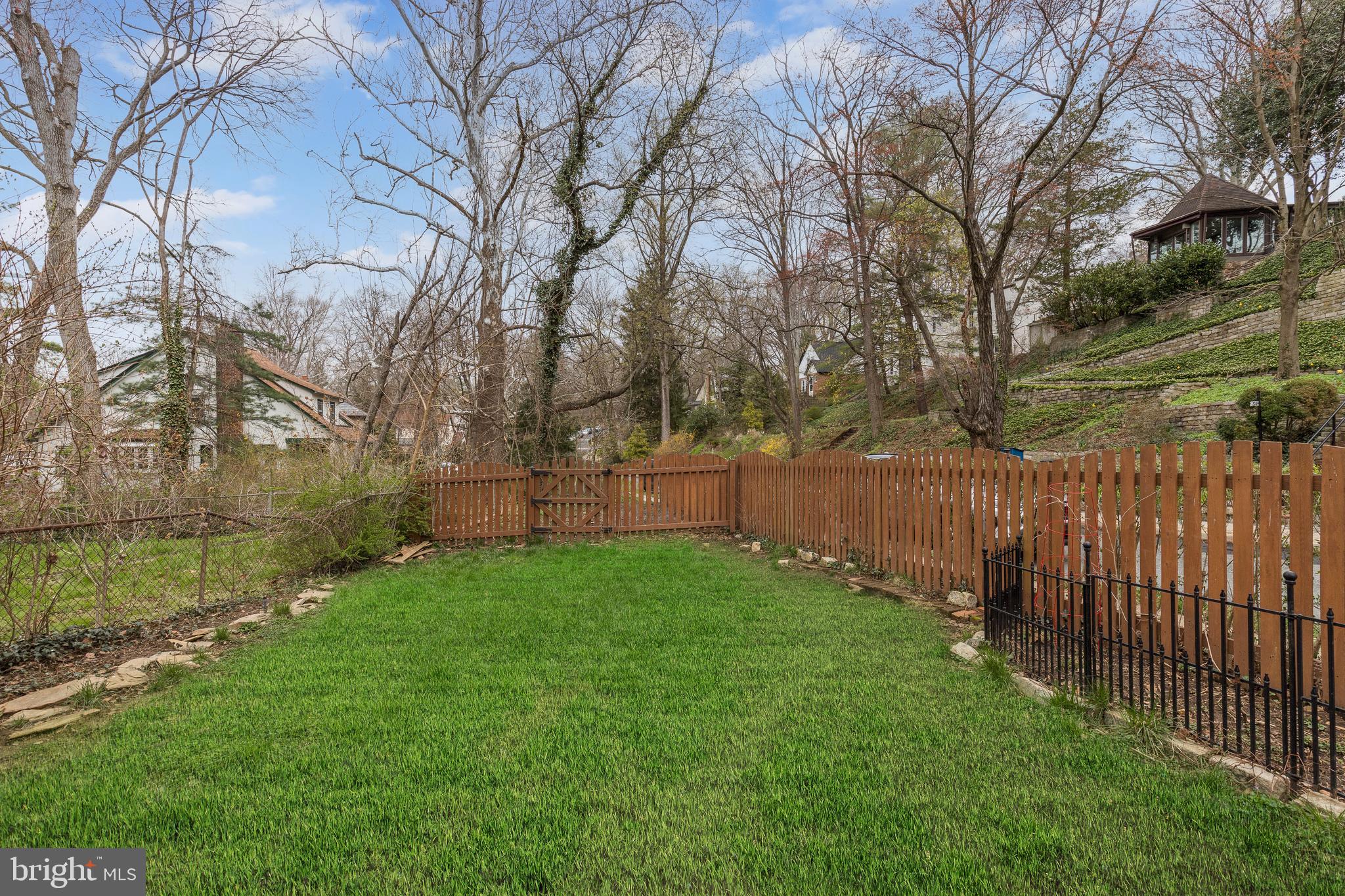 MOUNT WASHINGTON - Residential