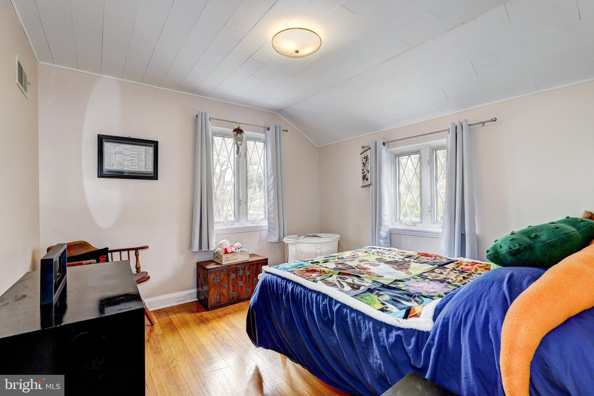 MOUNT WASHINGTON - Residential