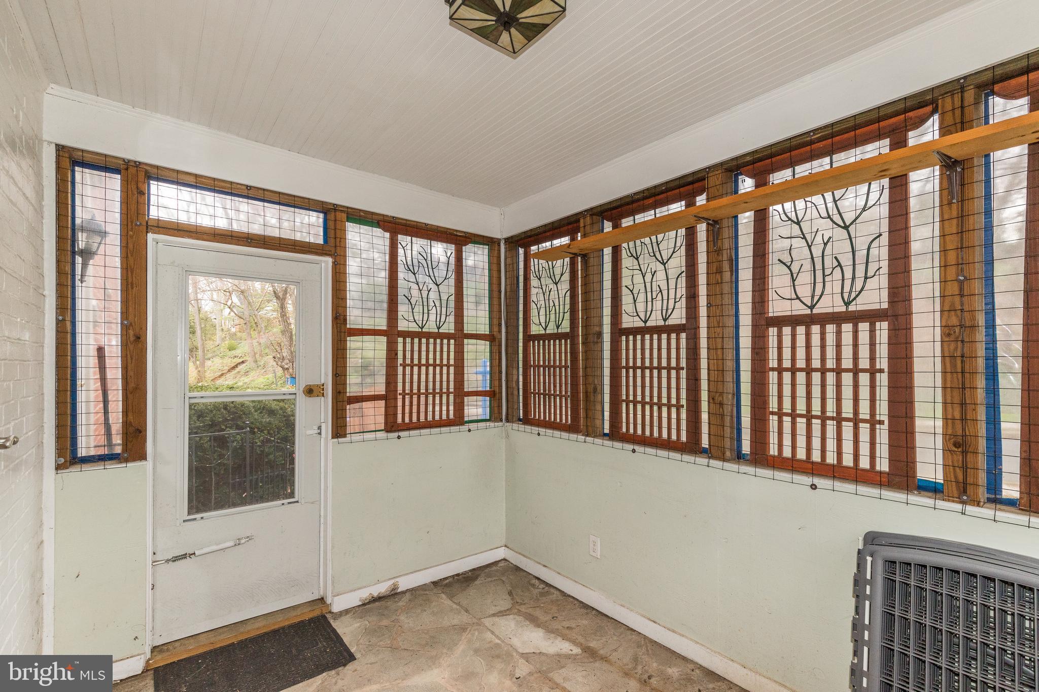 MOUNT WASHINGTON - Residential