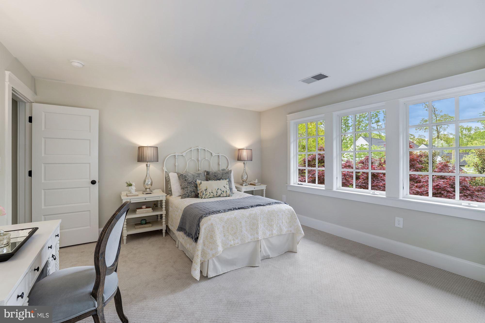 FRANKLIN PARK - Residential