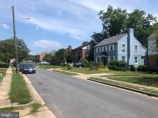 16 LOCUST DRIVE