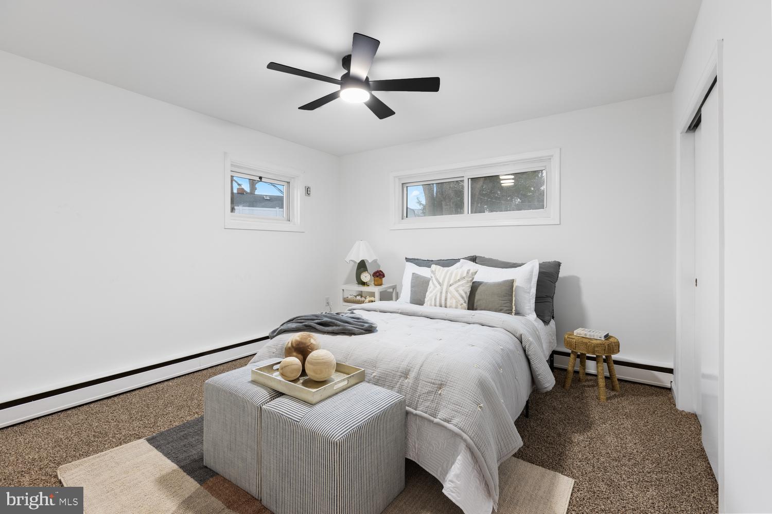 QUAKER HILLS - Residential