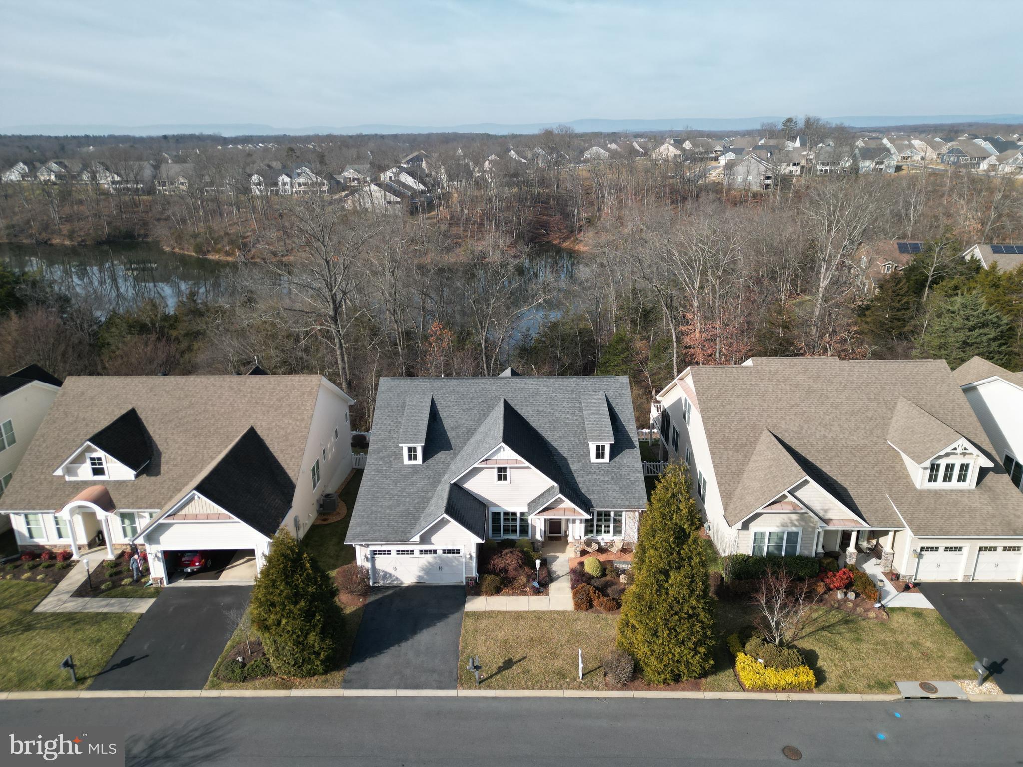 LAKE FREDERICK - Residential