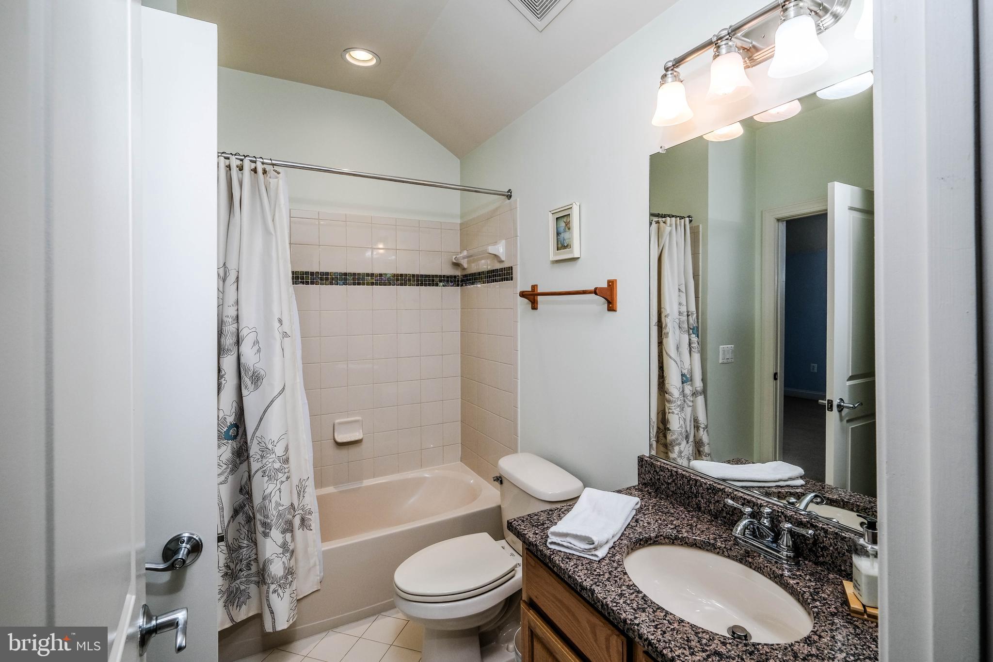 LAKE FREDERICK - Residential