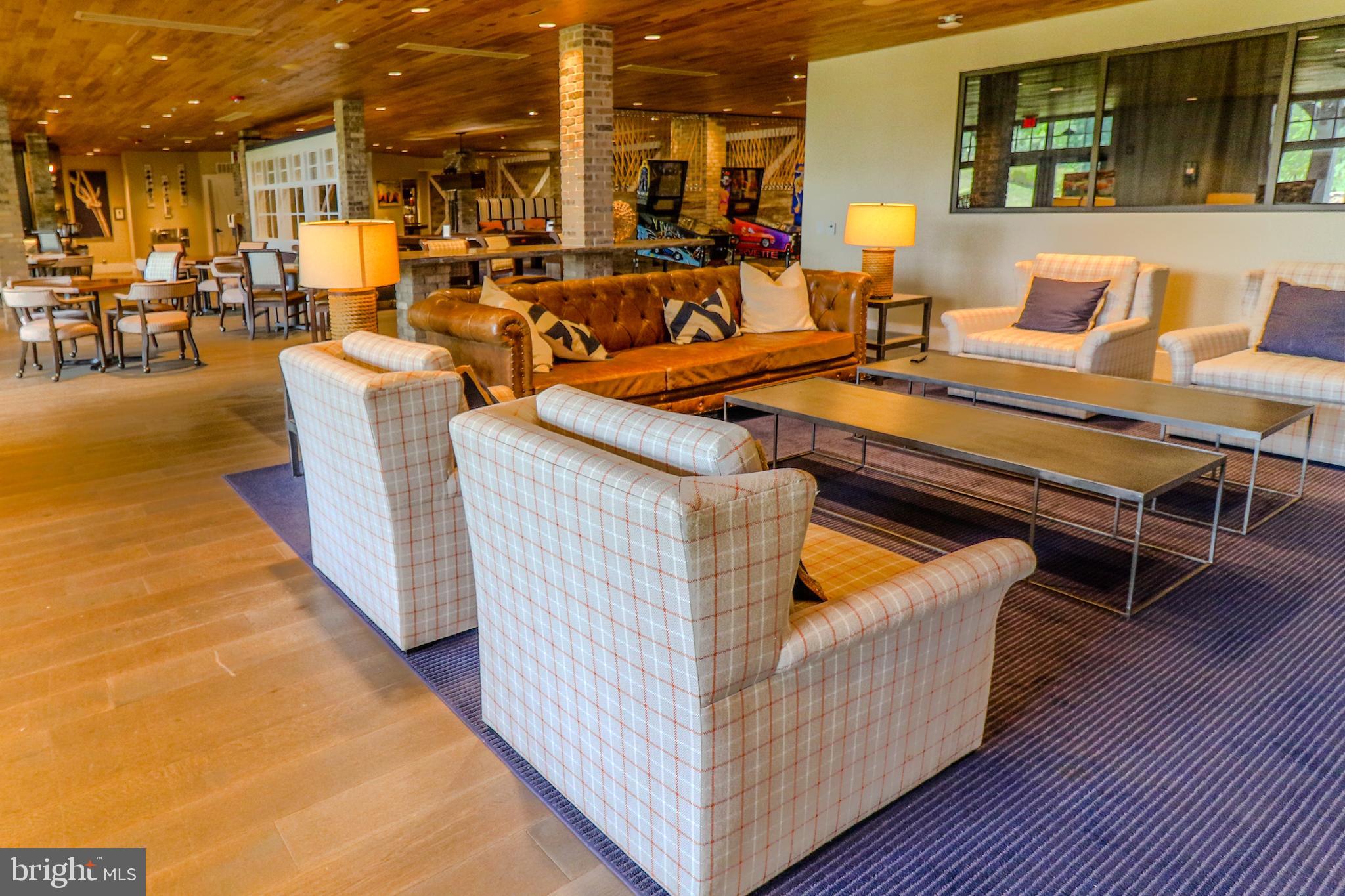 LAKE FREDERICK - Residential