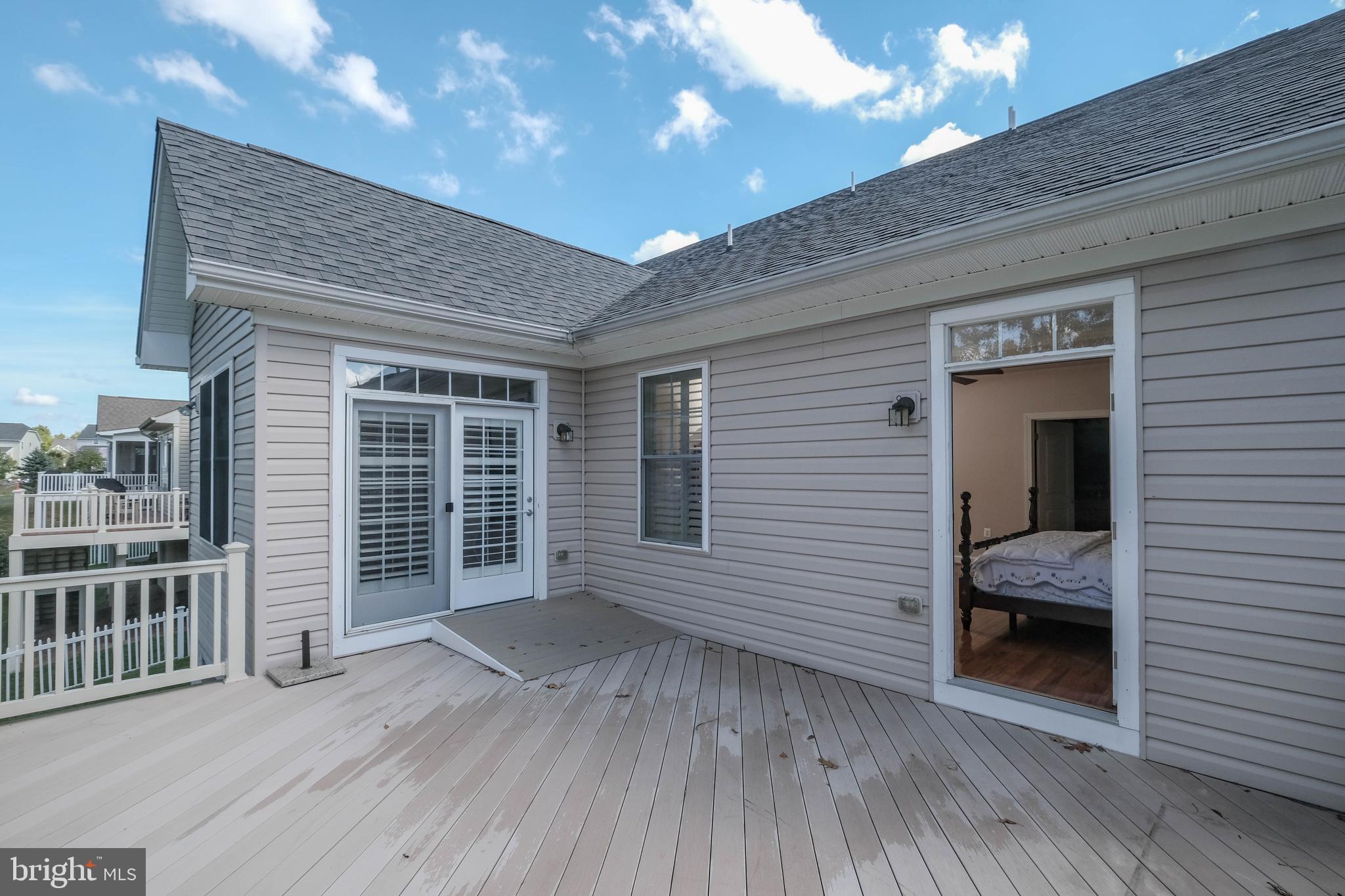 LAKE FREDERICK - Residential