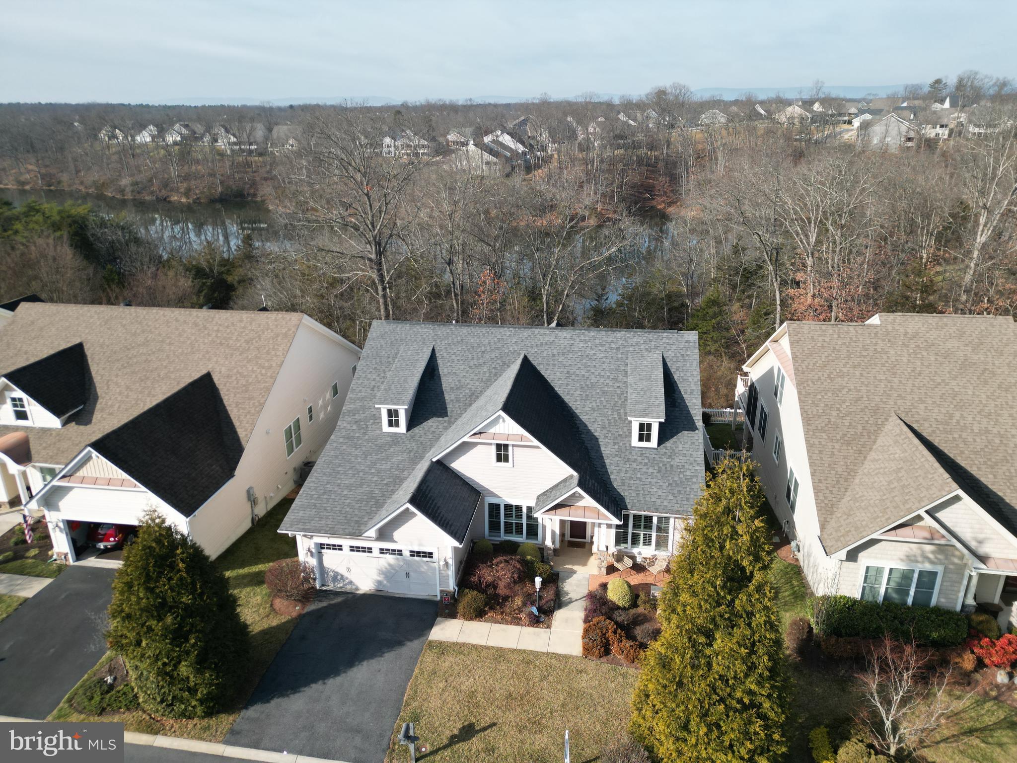 LAKE FREDERICK - Residential