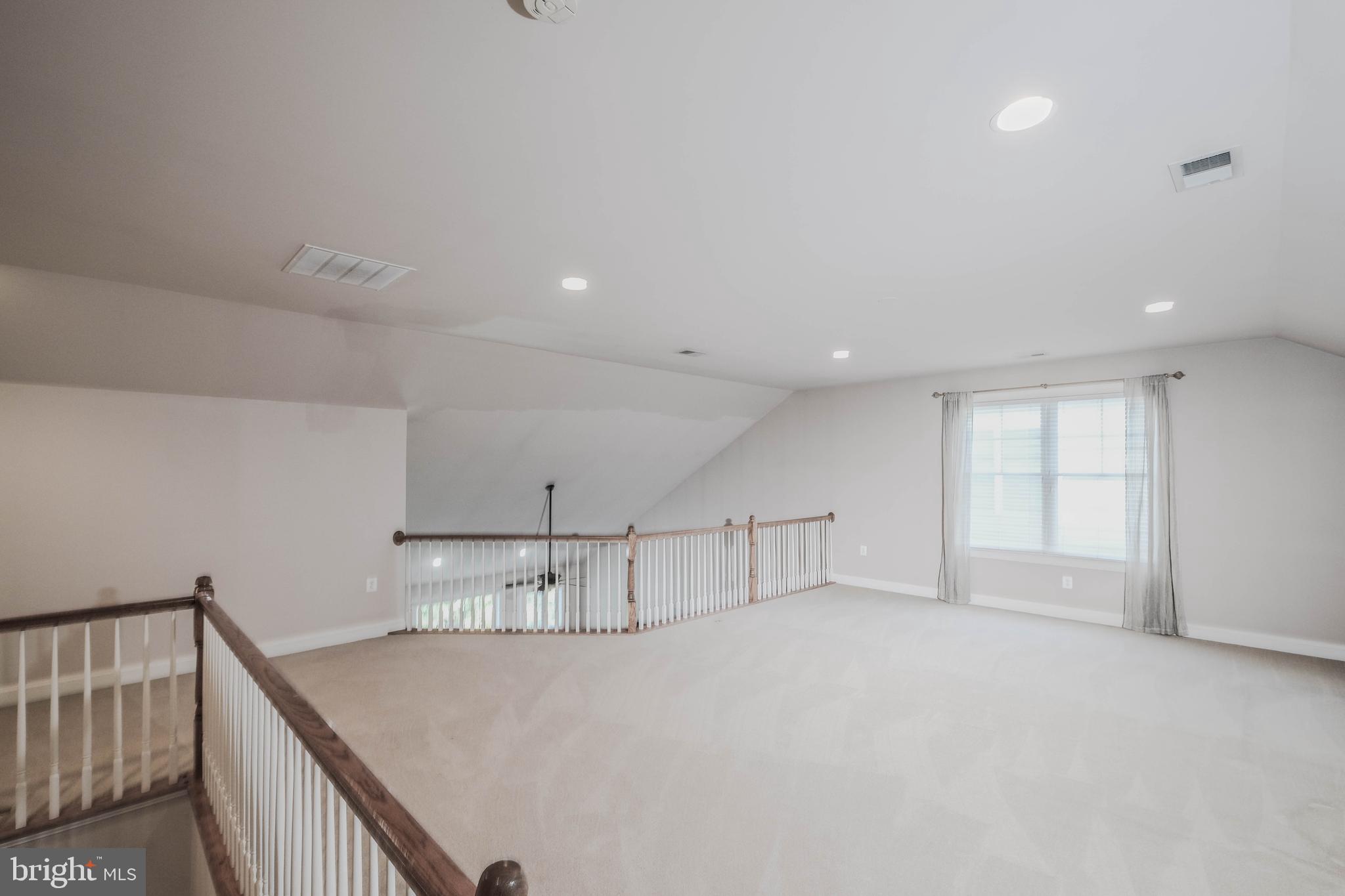 LAKE FREDERICK - Residential