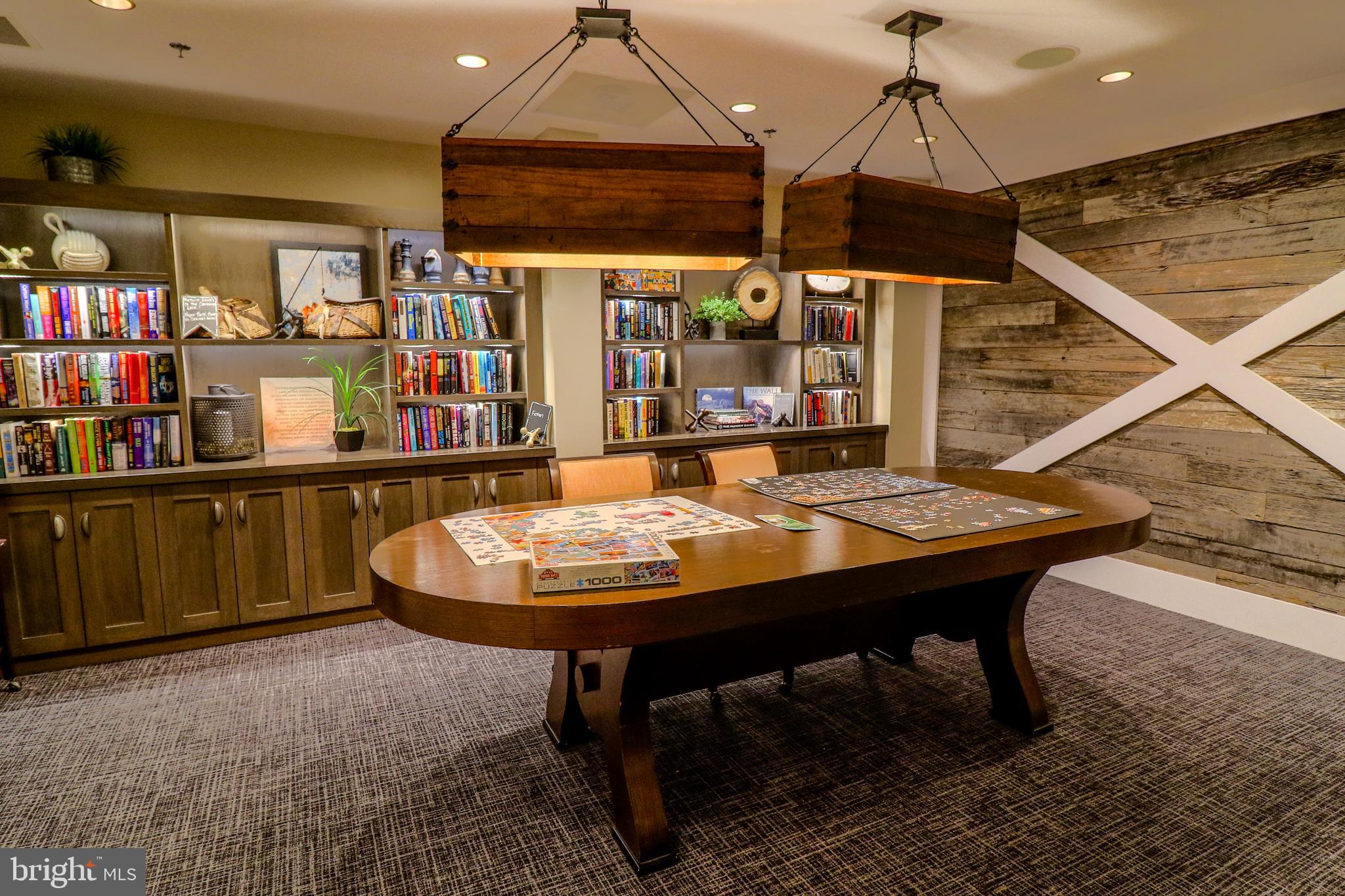 LAKE FREDERICK - Residential