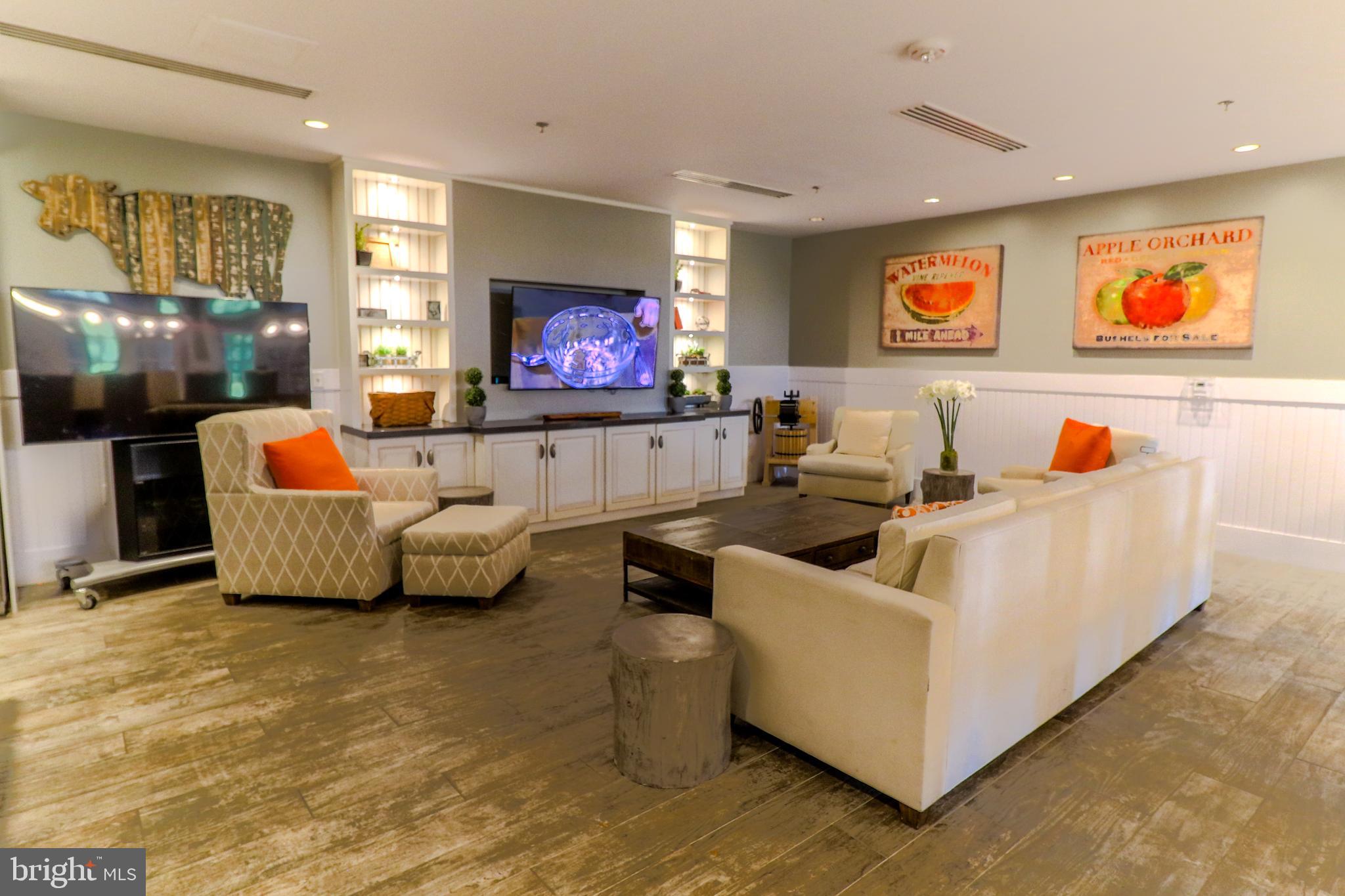 LAKE FREDERICK - Residential