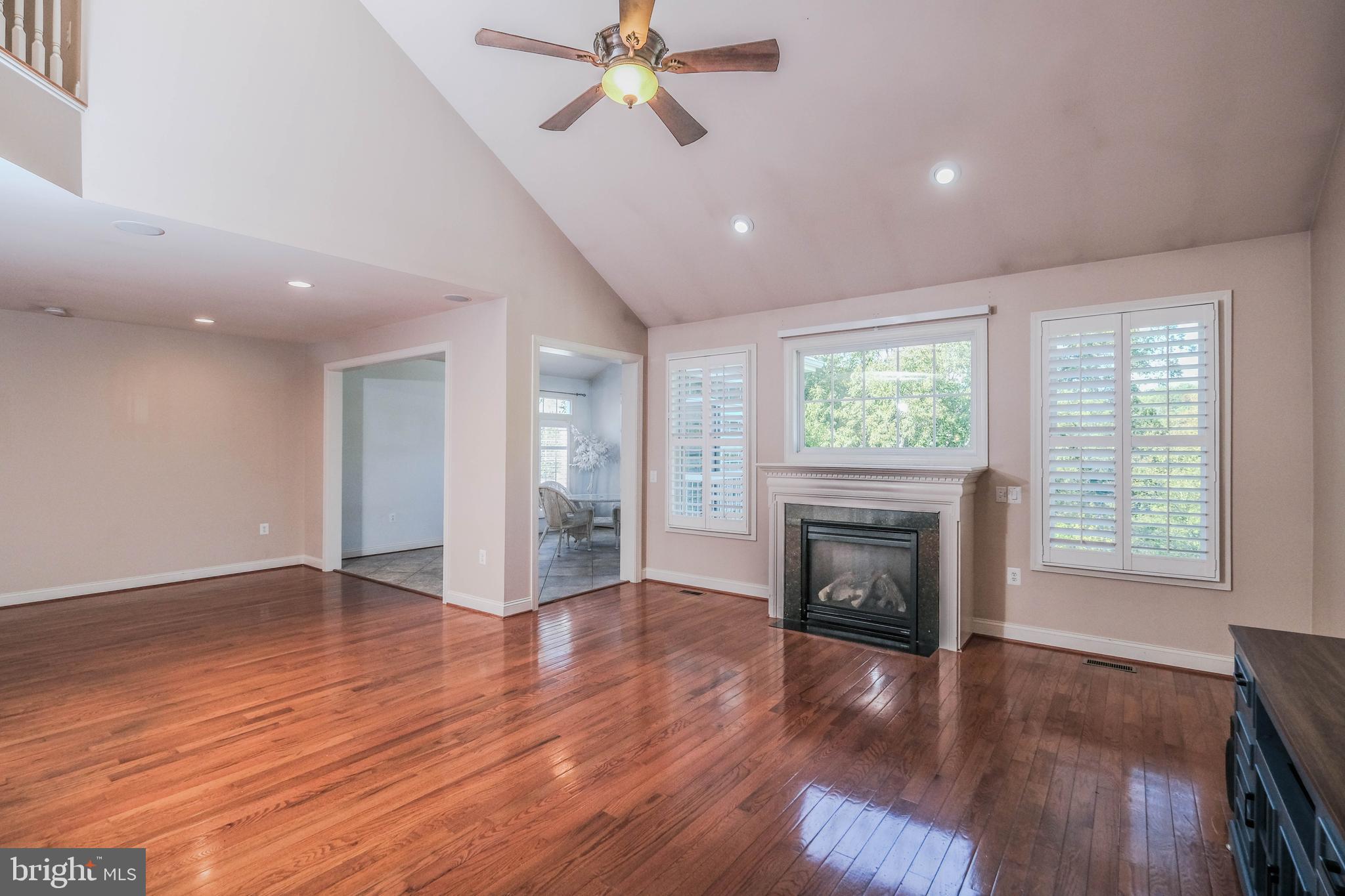 LAKE FREDERICK - Residential