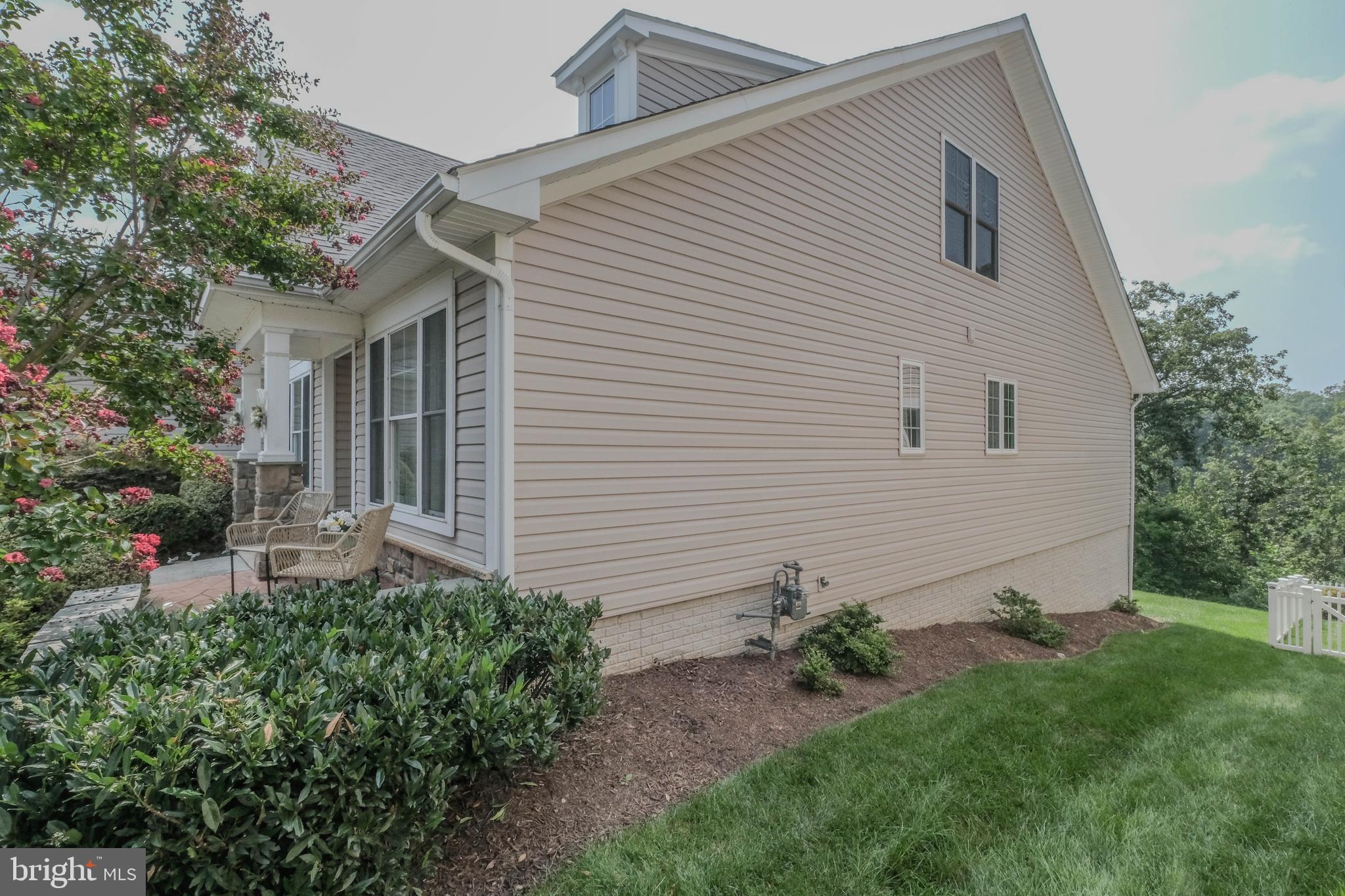 LAKE FREDERICK - Residential